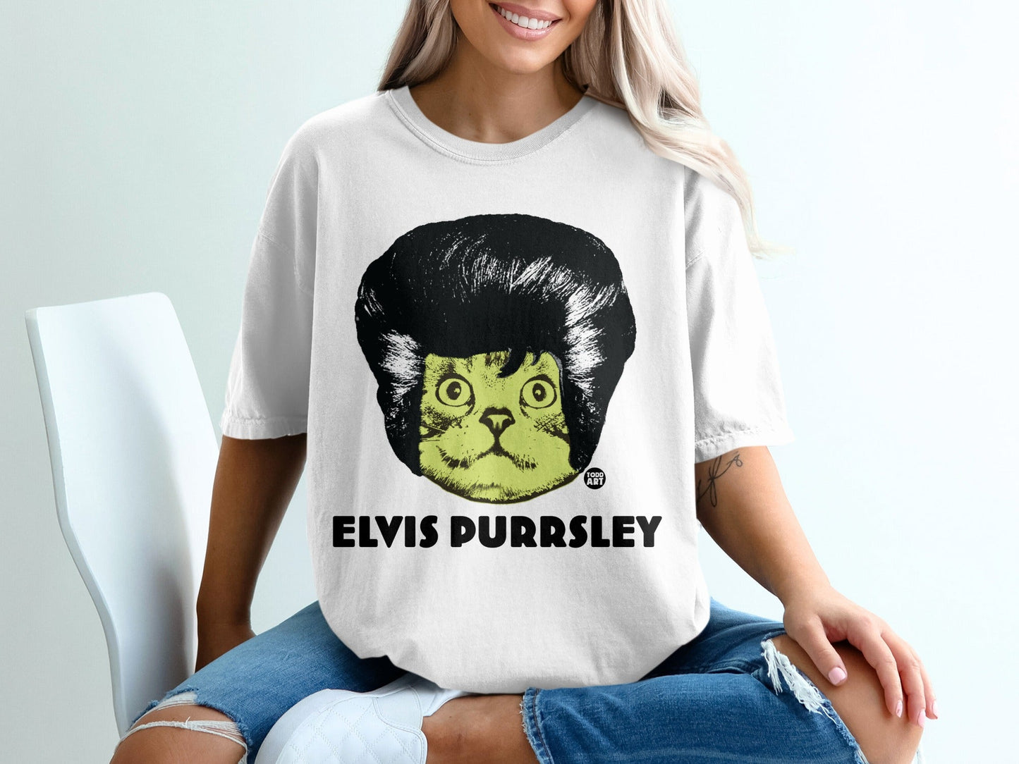 Funny Elvis Purrsley Cat Graphic on Tee Shirt
