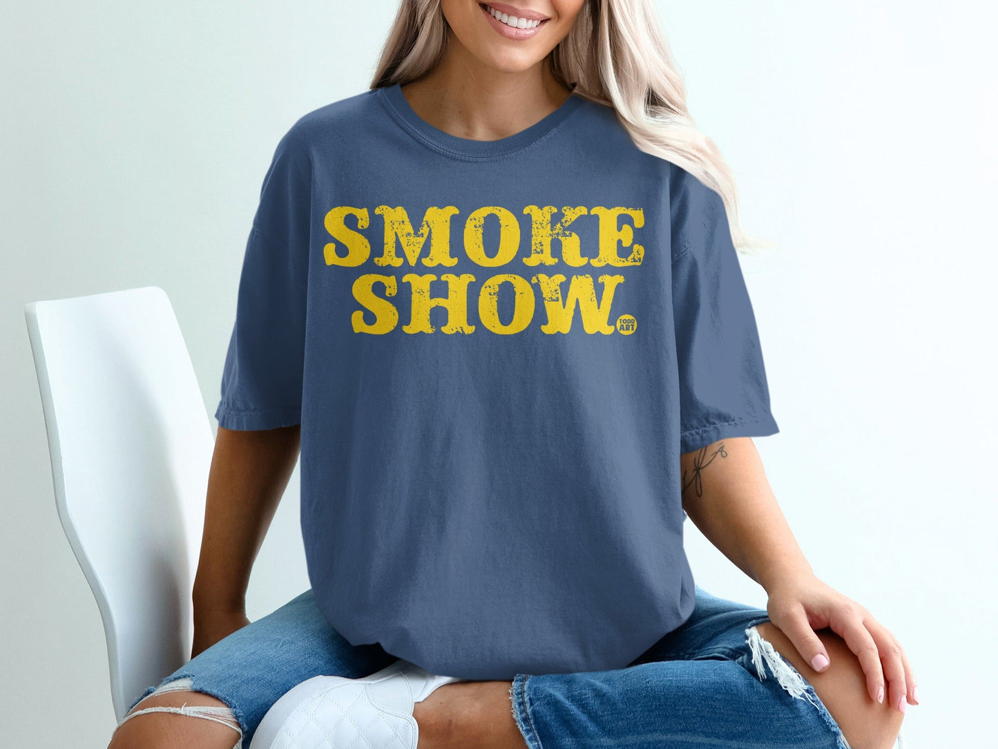 Smoke Show Graphic Tee for Casual Fashion Trend
