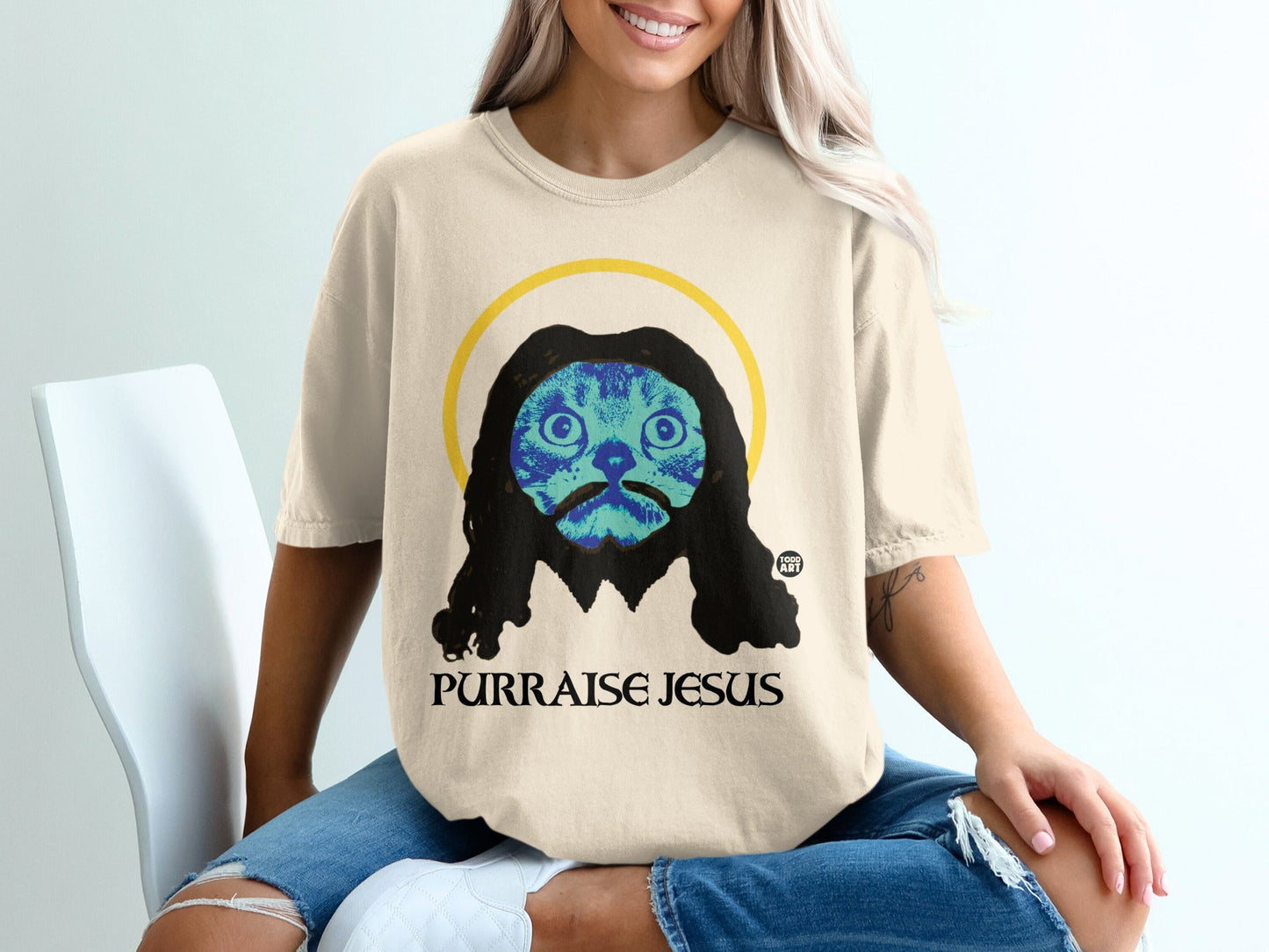Fun Purraise Jesus Cat Loves Jesus Graphic Tee