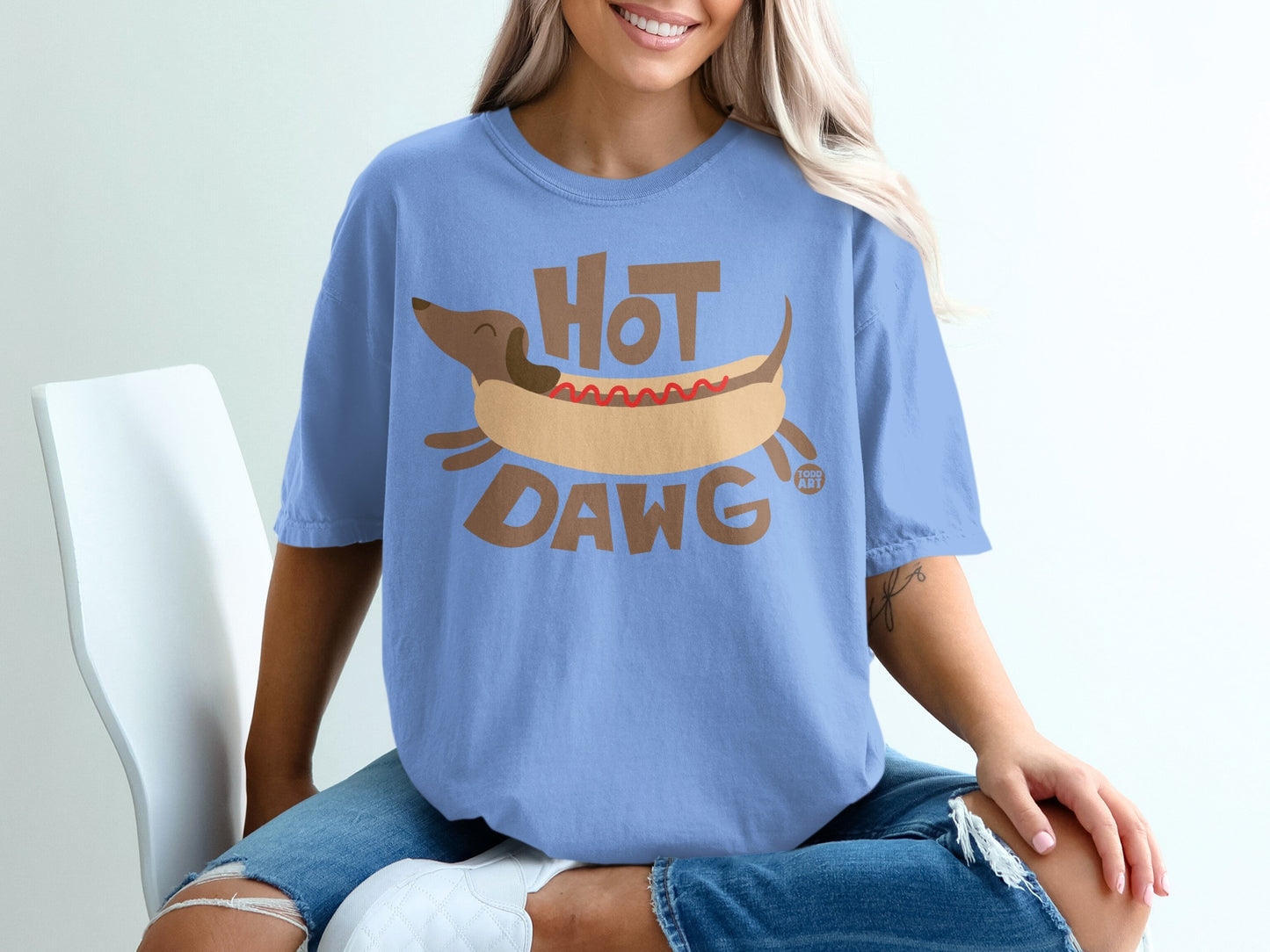 Hot Dawg Graphic Tee in Blue  Casual Wear T-shirt