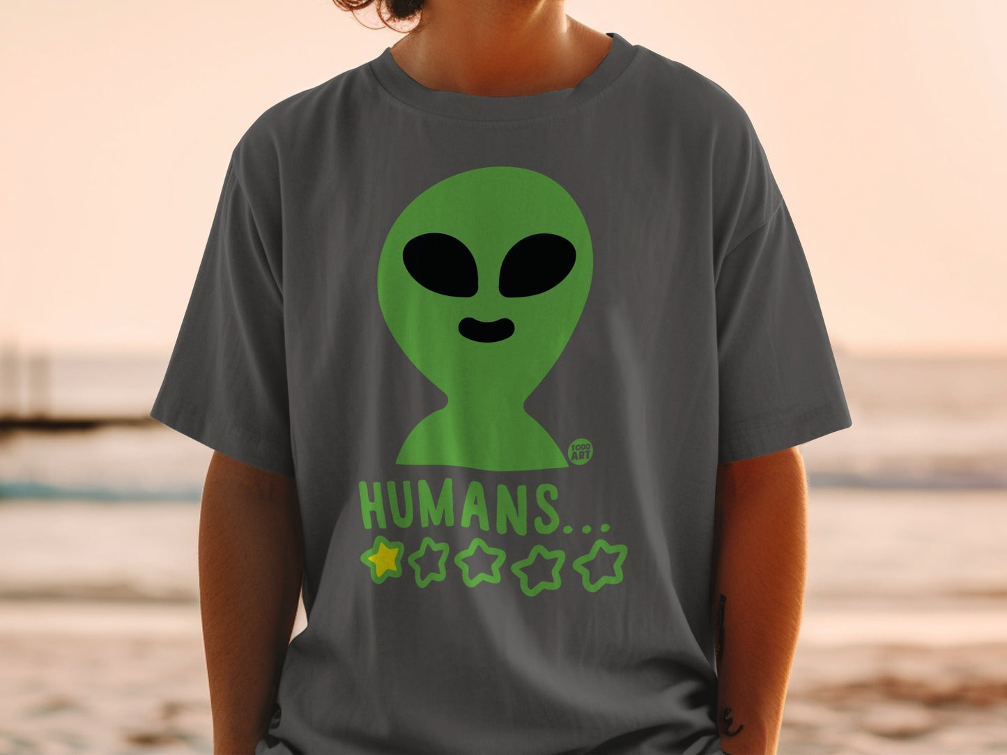 Alien Giving Humans a One Star Rating T-Shirt