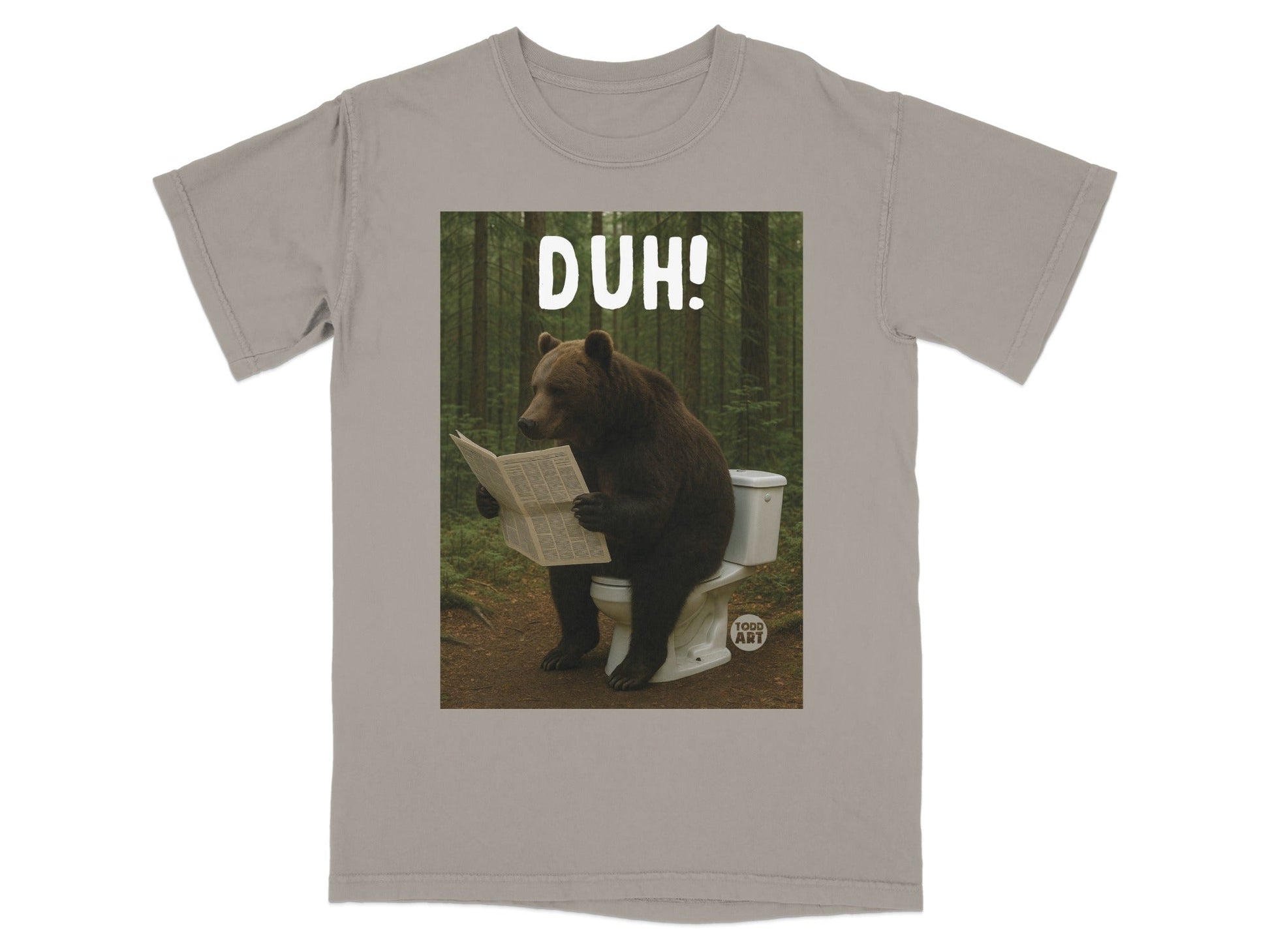 Funny Bear Reading Newspaper on Toilet T-Shirt