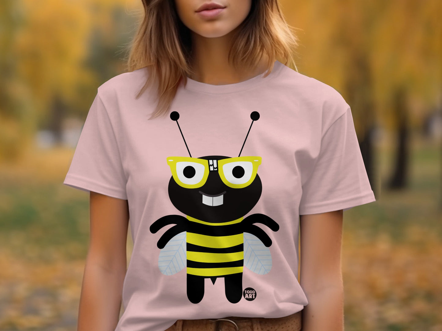 Cute Happy Cartoon Bee Wearing Glasses T-shirt