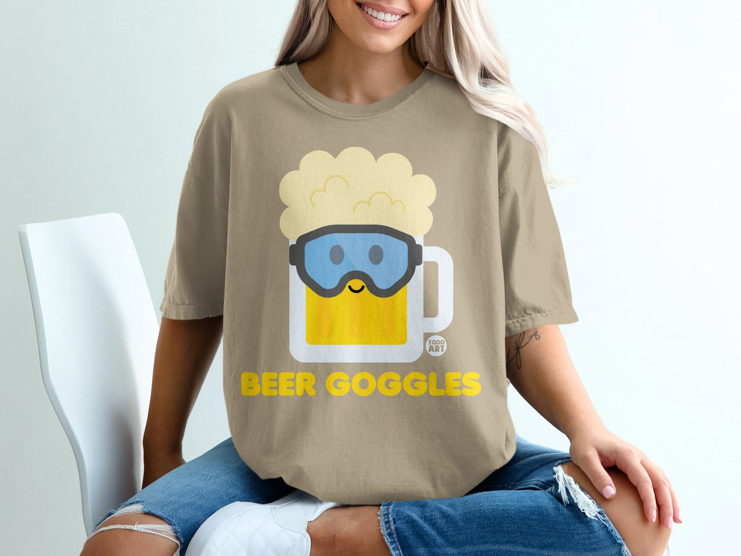 Beer Goggles Cute Mug Todd Art Graphic T-Shirt