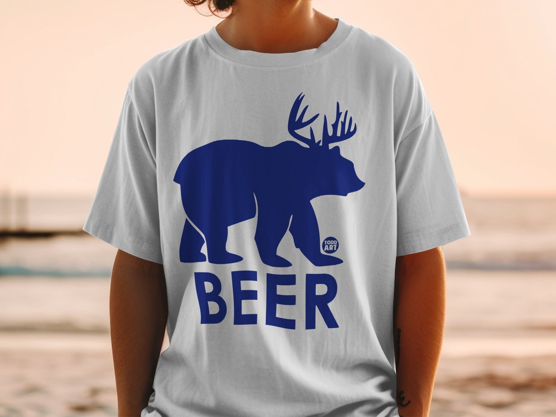 Creative Blue Beer Bear Graphic White Shirt