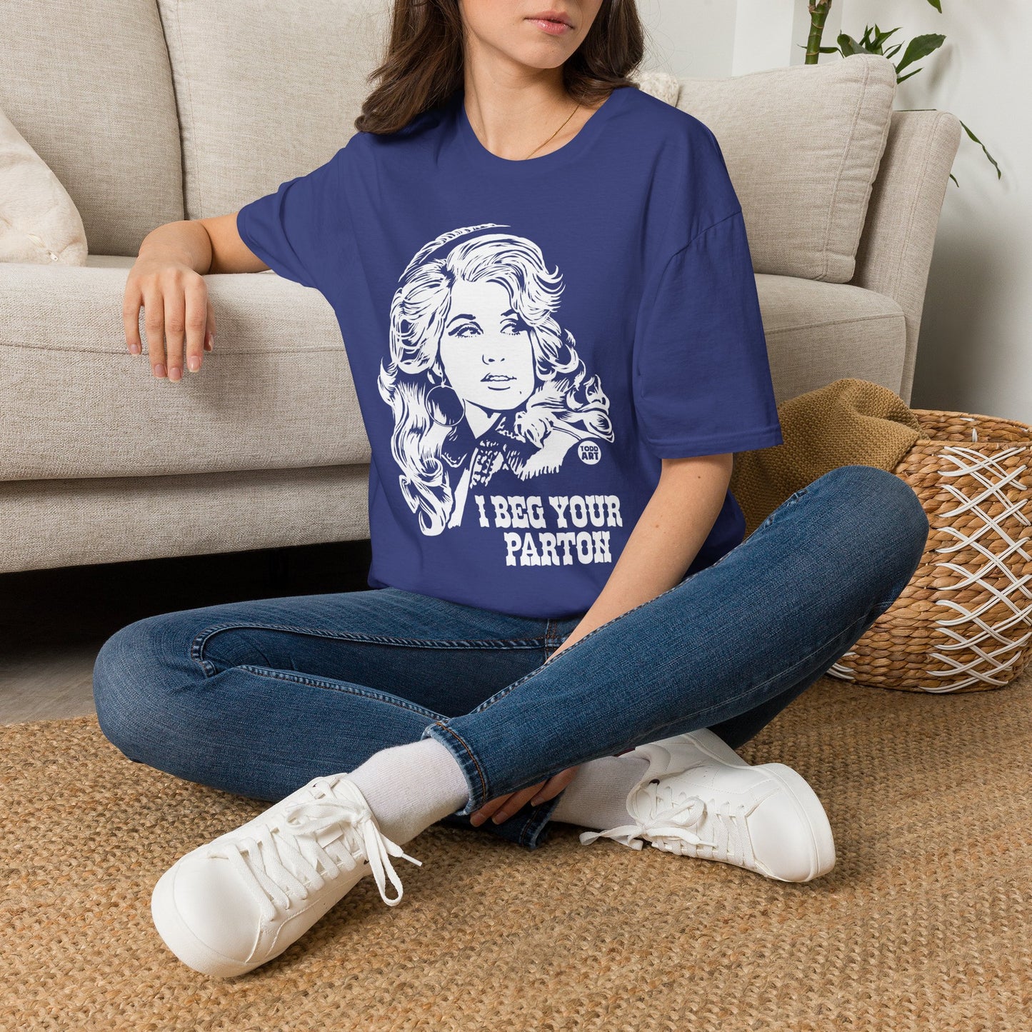 Dolly Parton Portrait T-Shirt — “I Beg Your Parton” Retro Country Graphic Tee