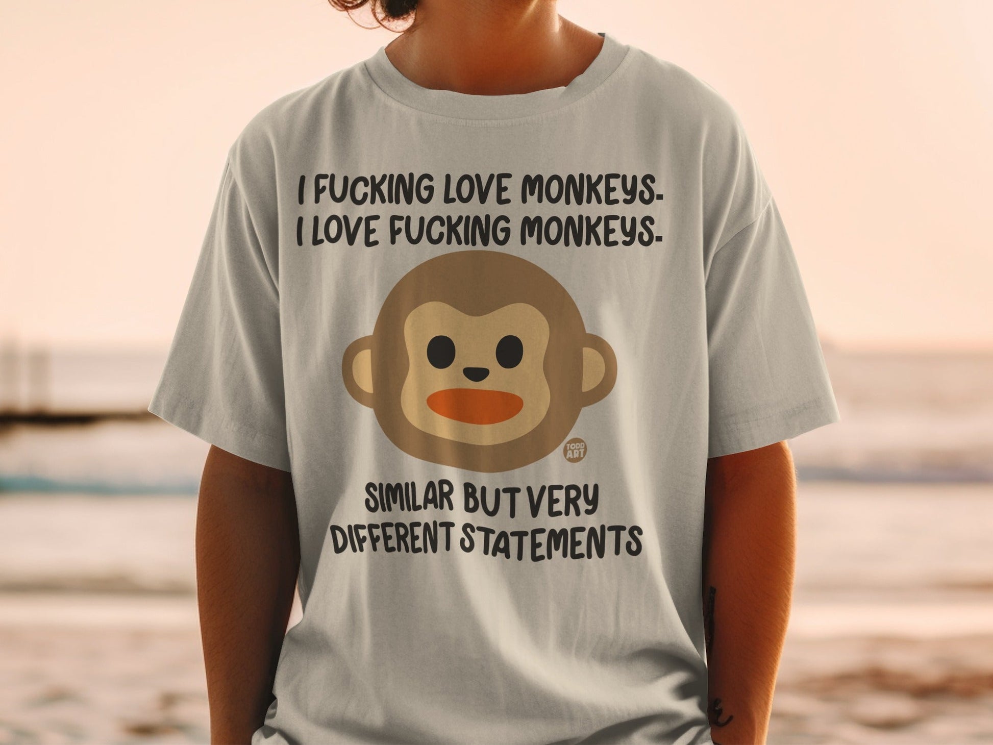 T-shirt with monkey graphic and text "I FUCKING LOVE MONKEYS."