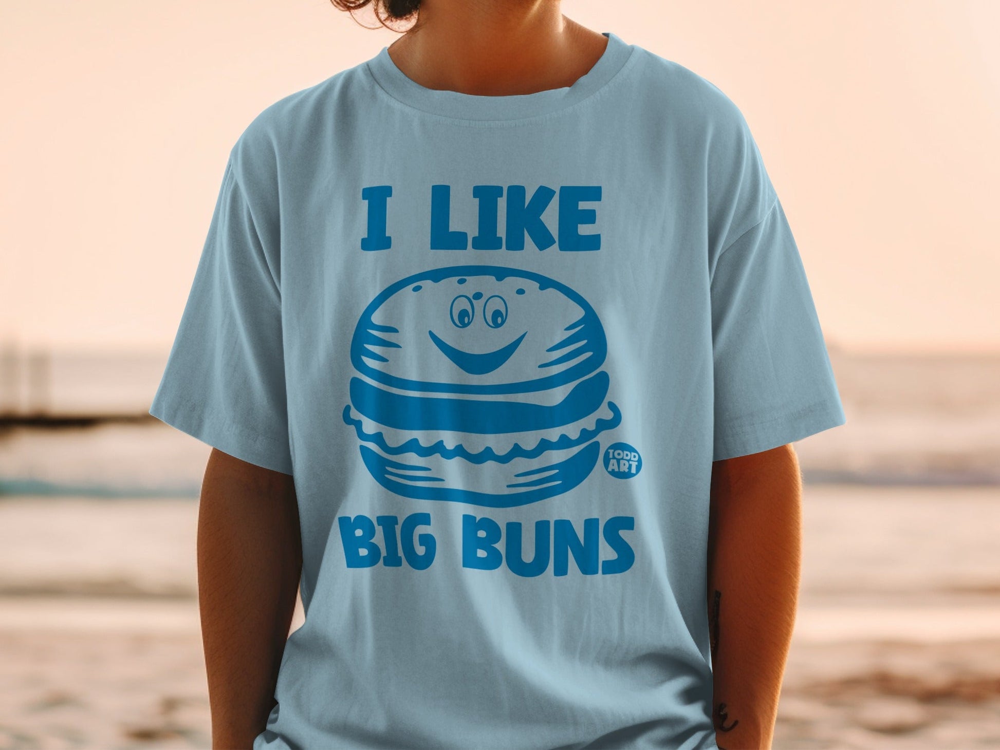 I Like Big Buns Graphic Printed T-Shirt