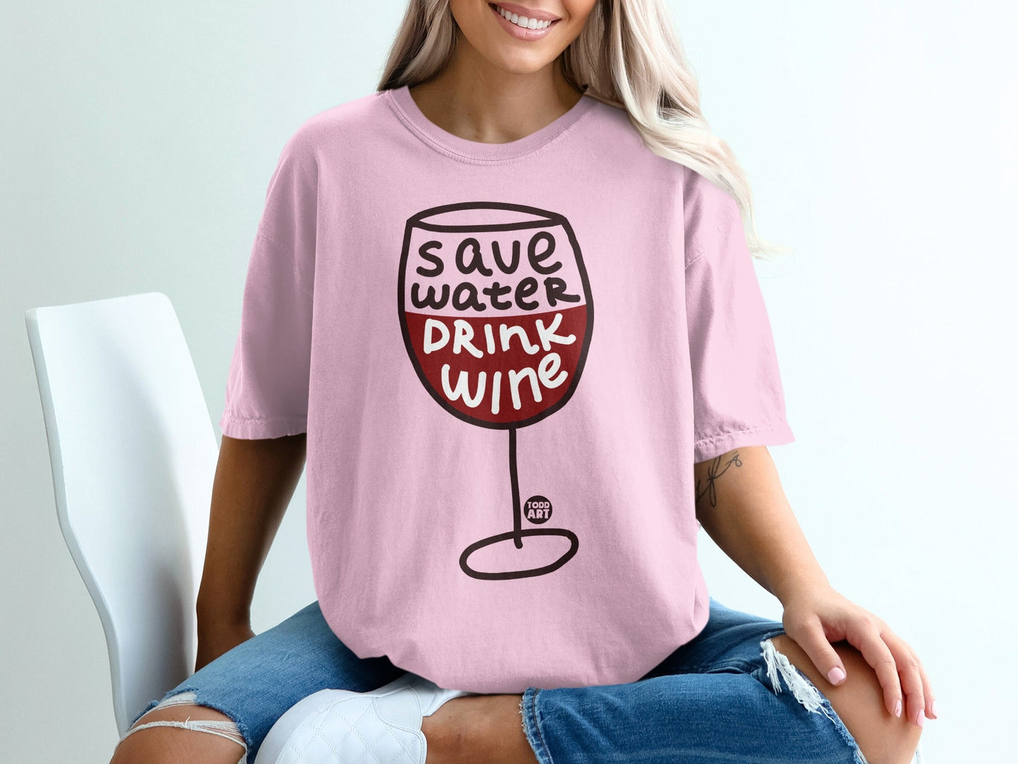 Save Water Drink Wine Graphic T-Shirt Wear Soft Pink