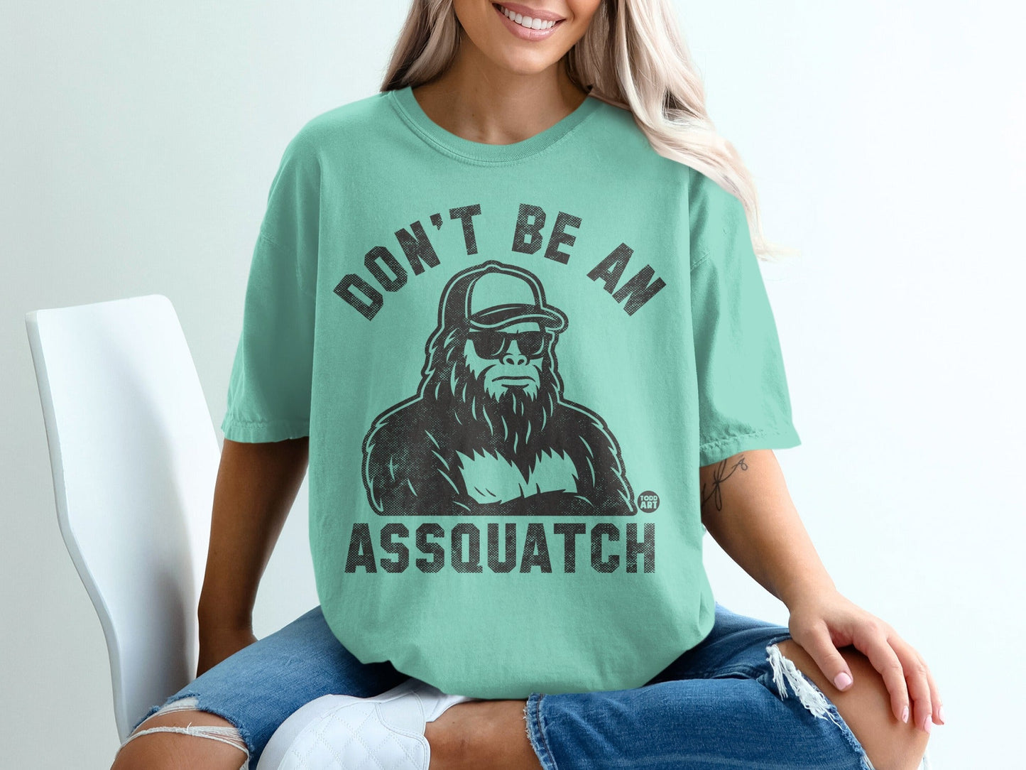 Don't Be An Assquatch Funny Graphic T-Shirt Product