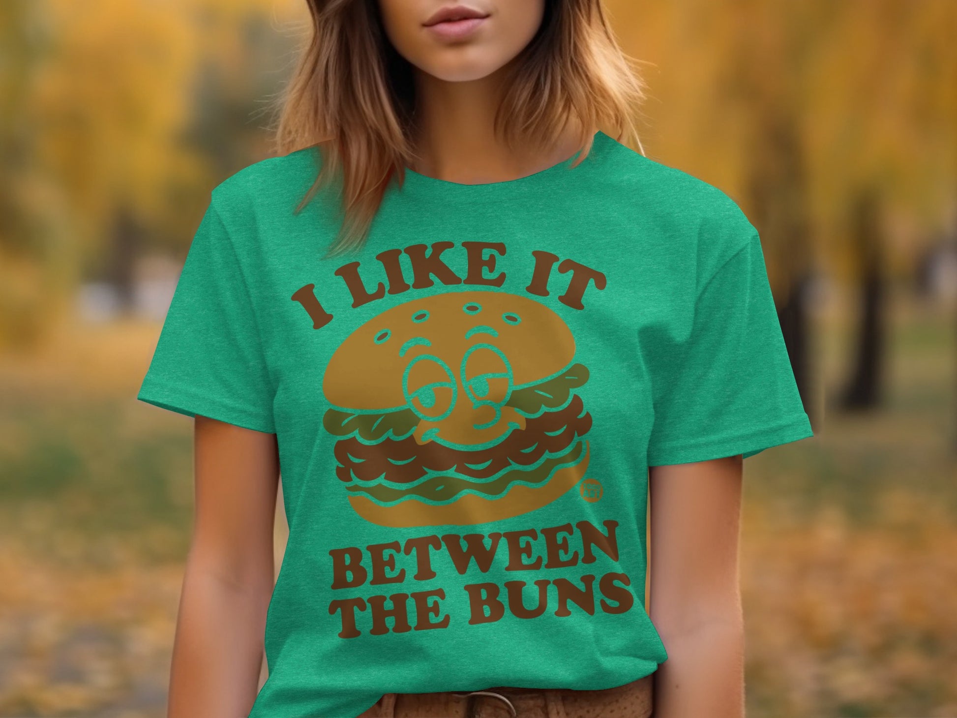 I Like It Between The Buns Funny Burger T-shirt