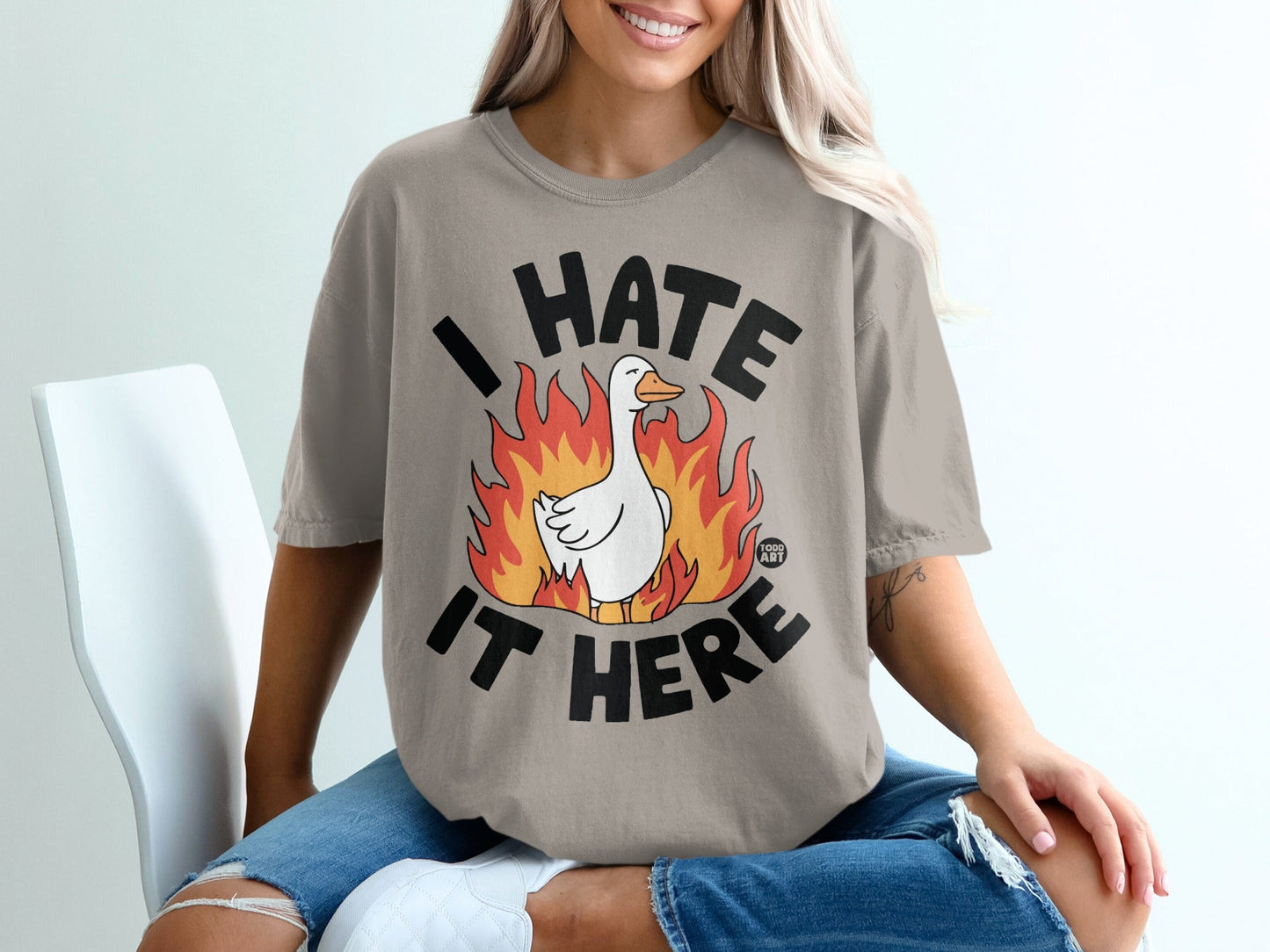 I Hate It Here Cartoon Duck in Flames Graphic T-Shirt