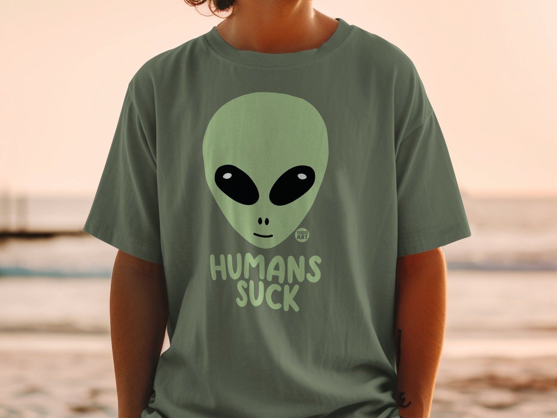 Alien Graphic 'Humans Suck' T-shirt