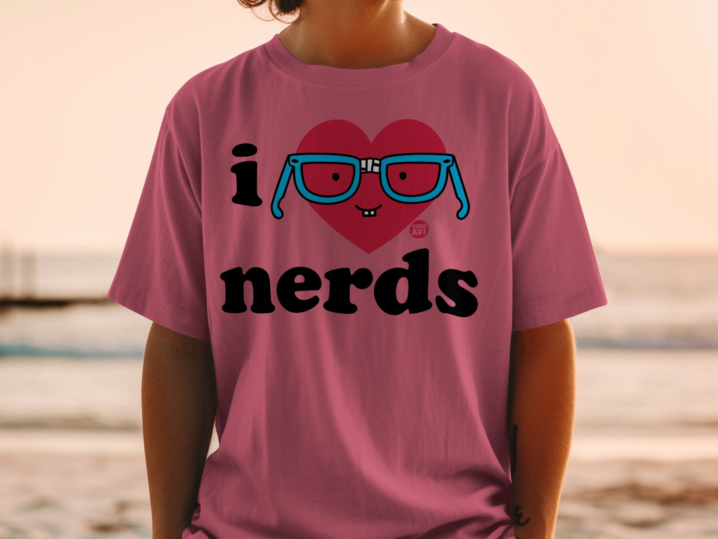 I Heart Nerds with Glasses Graphic T-shirt