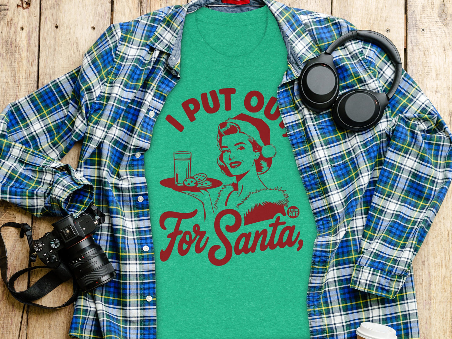 I Put Out For Santa Funny Christmas Graphic T-Shirt