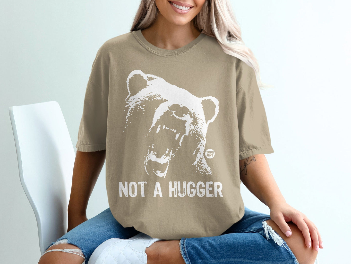Not A Hugger Bear Face Print Casual Tee