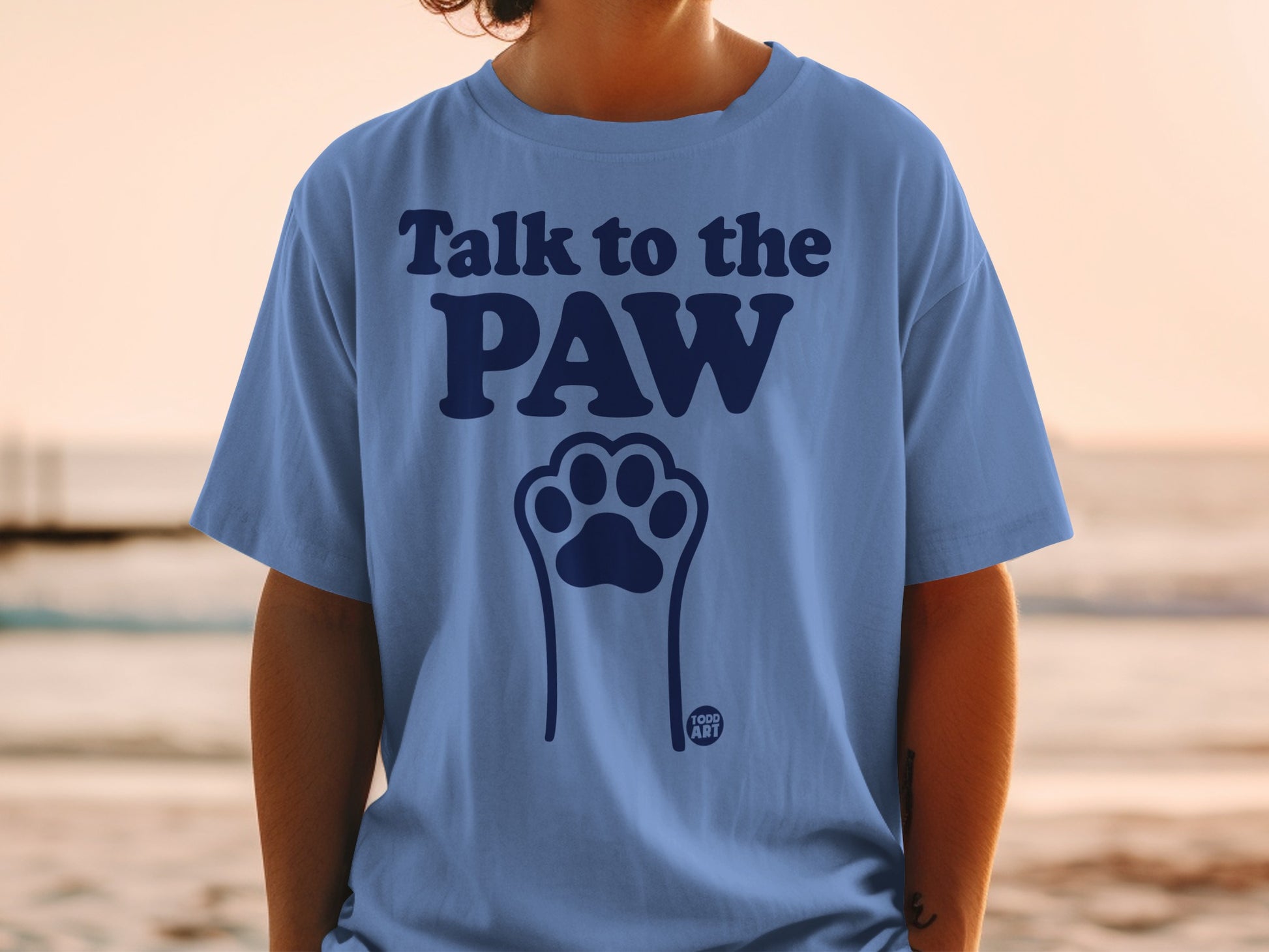 Talk to the Paw Graphic Tee for Casual Wear