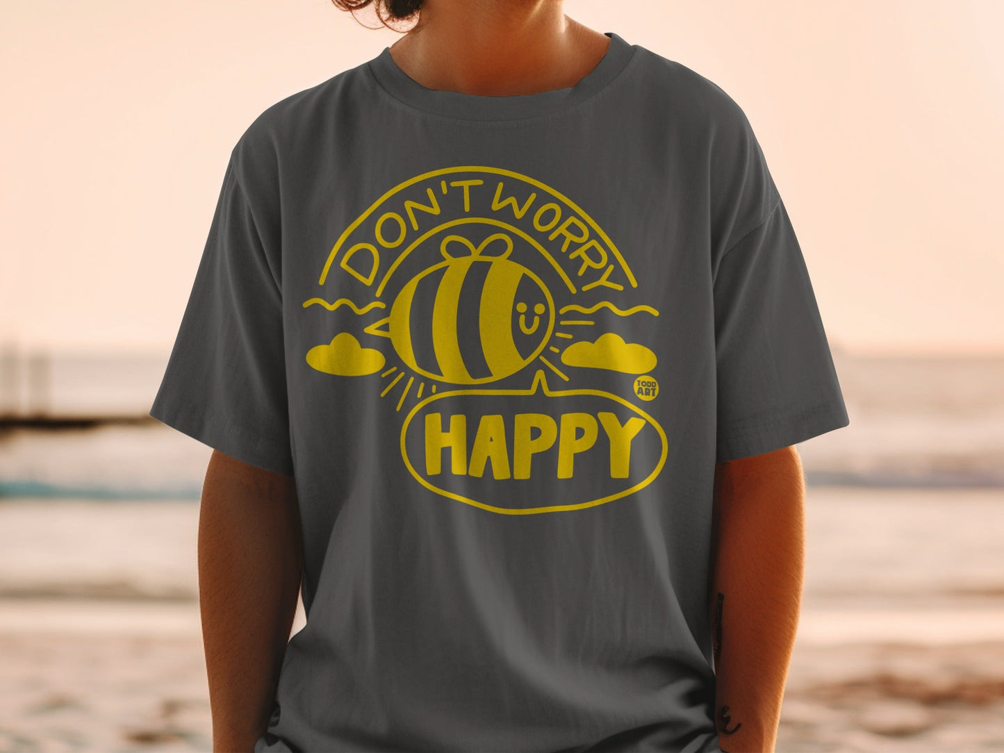Don't Worry Be Happy Cute Bee Graphic T-Shirt