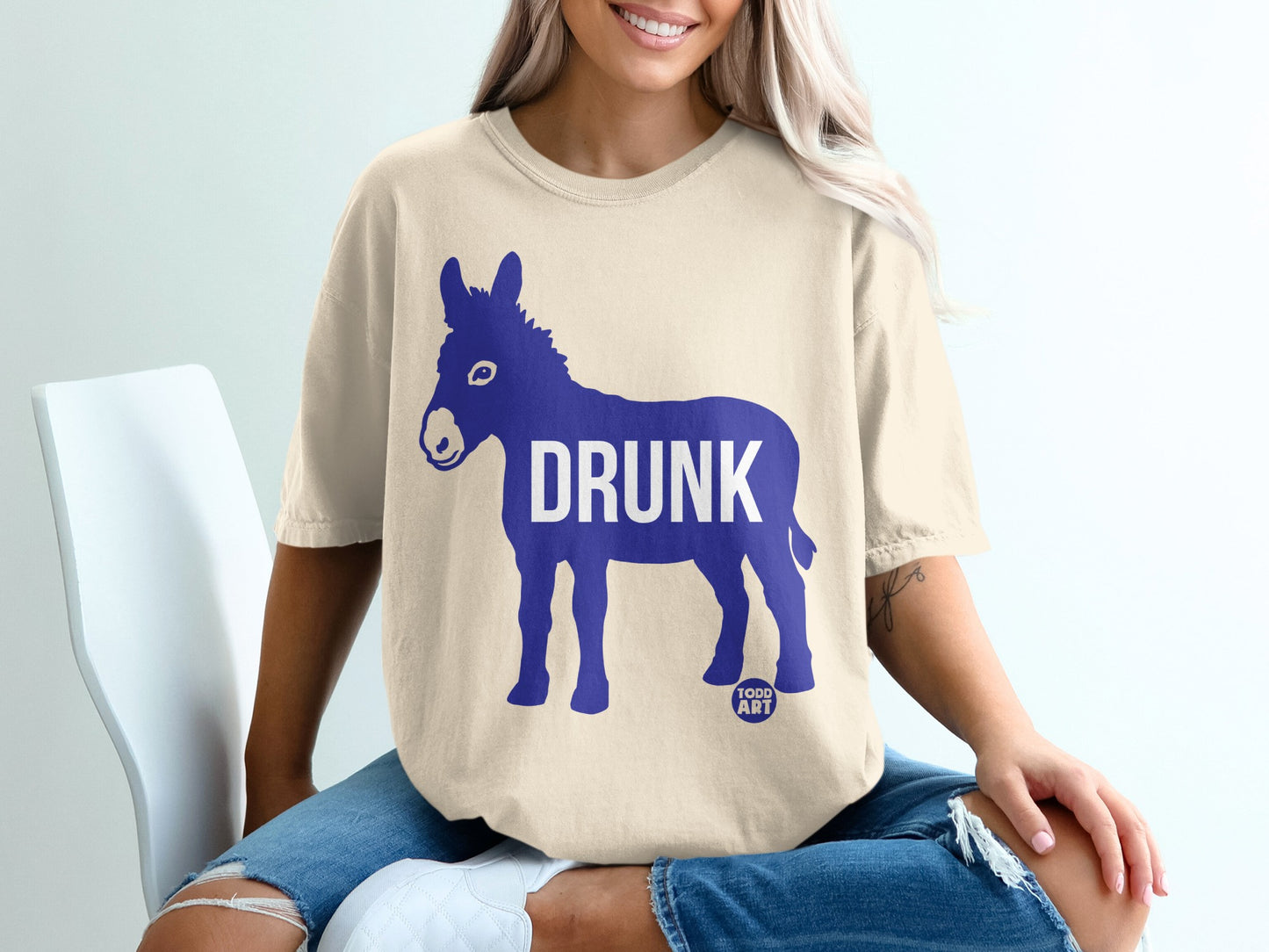 Funny Drunk Donkey Graphic Design T-Shirt