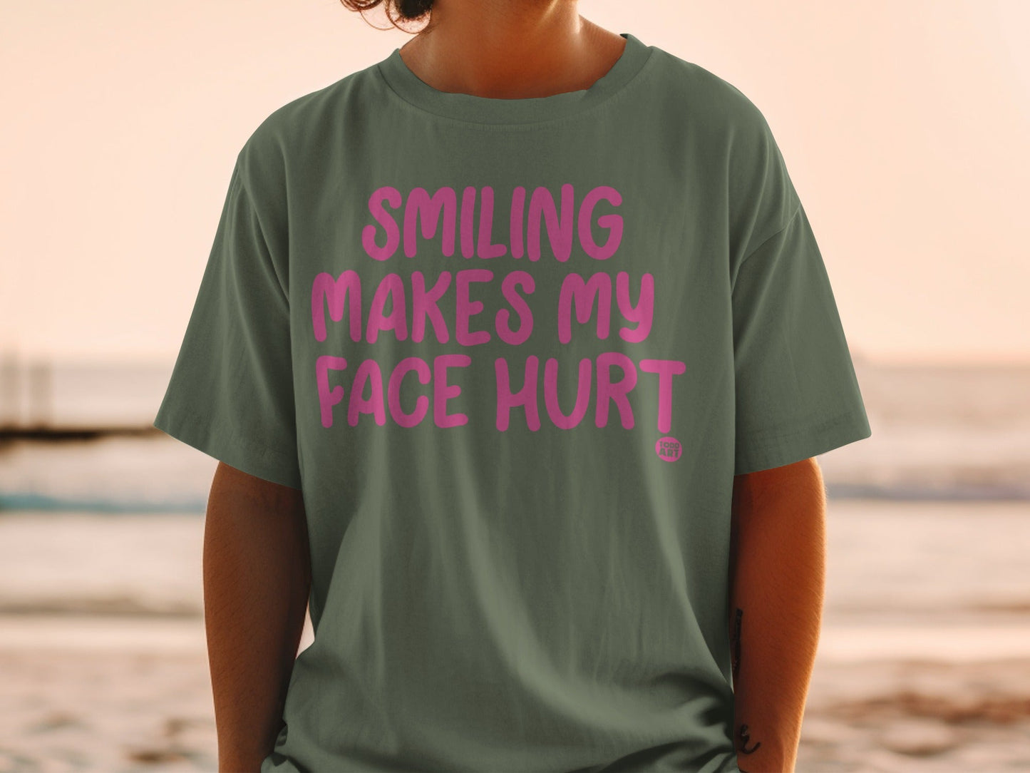 Smiling Makes My Face Hurt Funny Graphic T-shirt