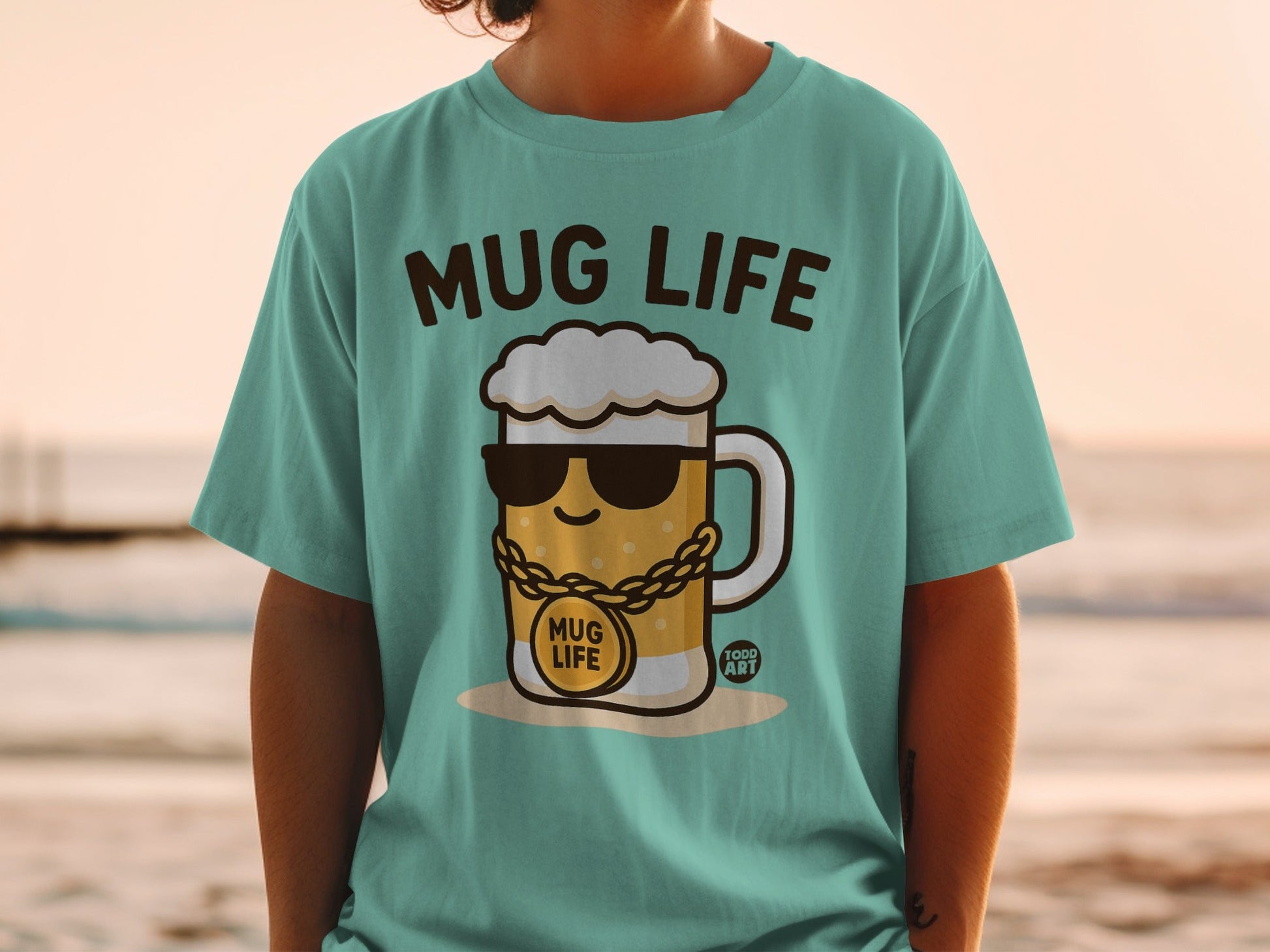 Fun 'Mug Life' Graphic Tee for Casual Outfits
