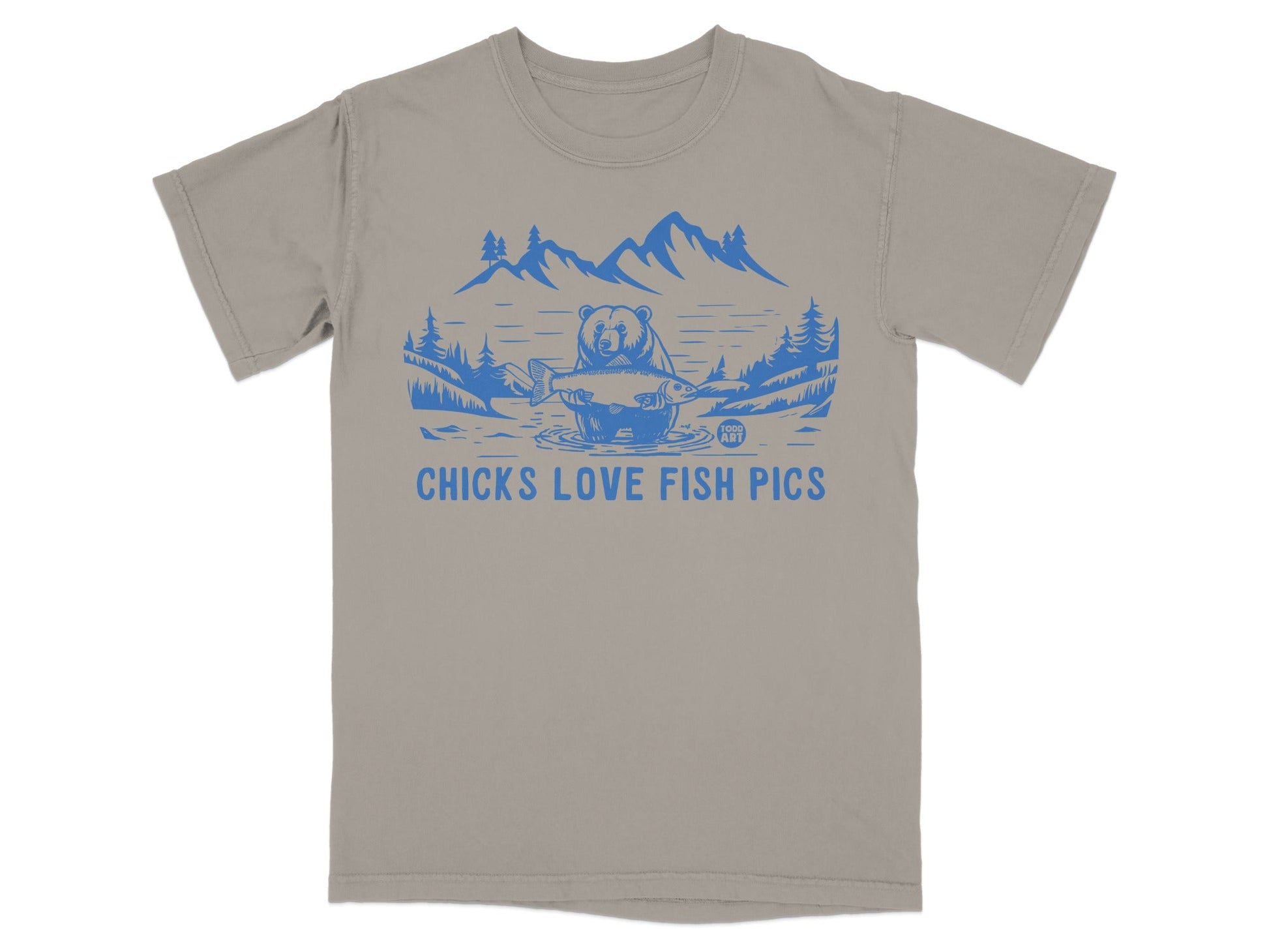 Chicks Love Fish Pics Bear Graphic T-Shirt