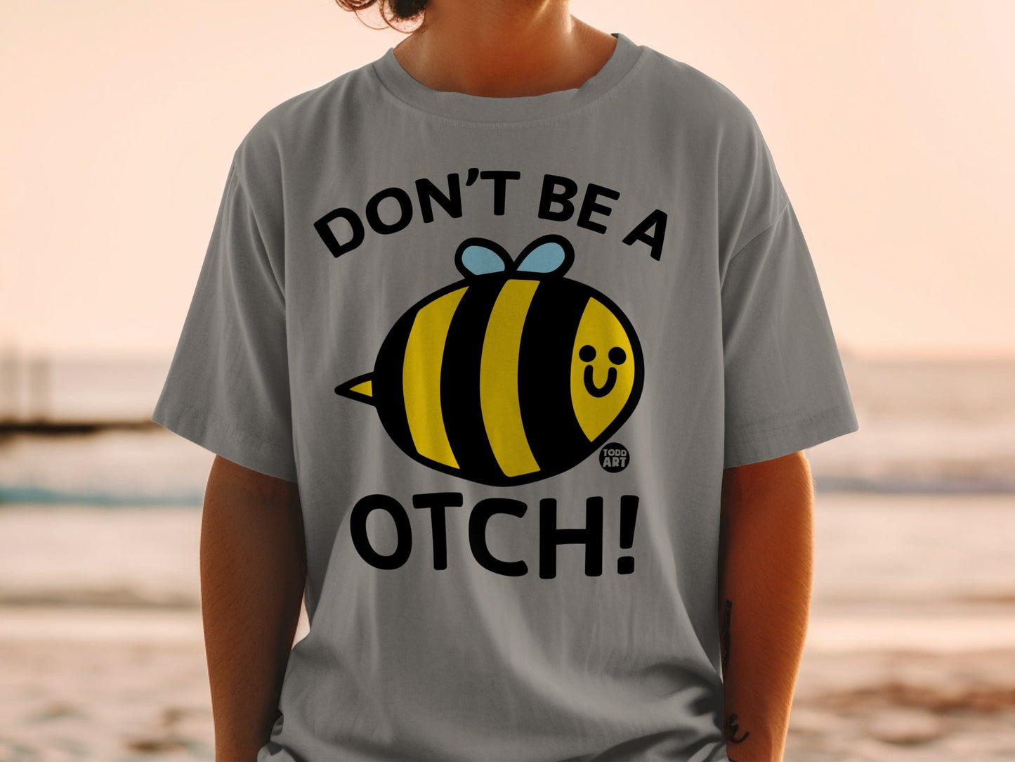 Don't Be A Be Happy Smile Cartoon Bee T-shirt