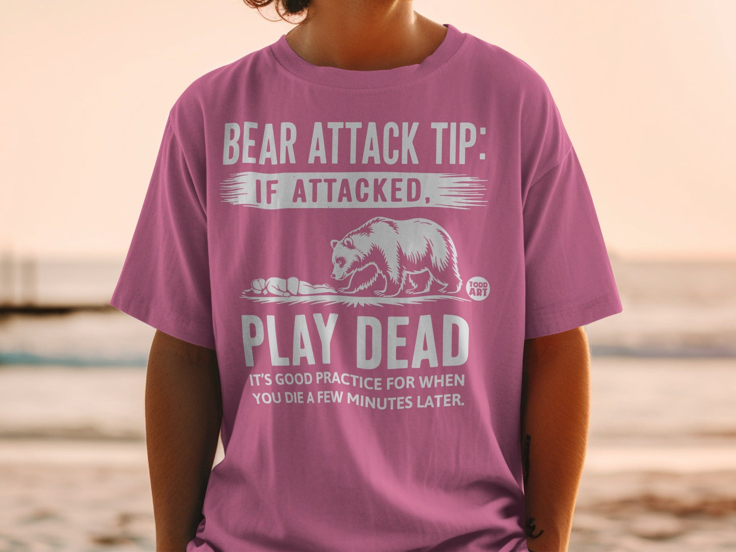 Bear Attack Tip Play Dead Graphic T-shirt for Outdoors