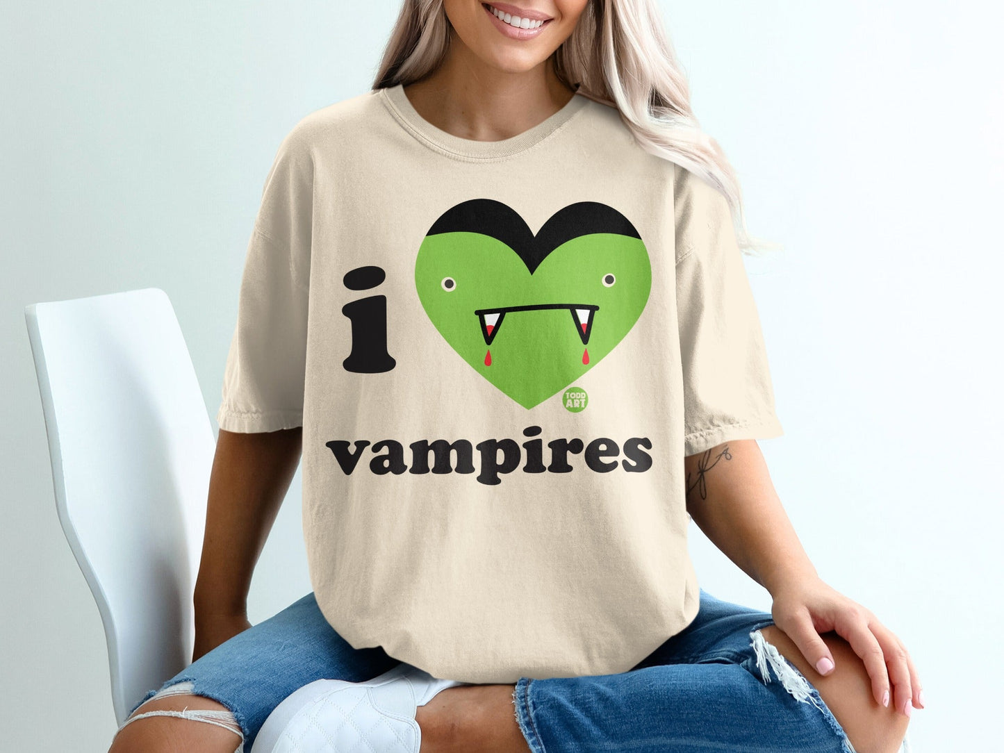 I Heart Vampires Todd Art Vampire Design Shirt