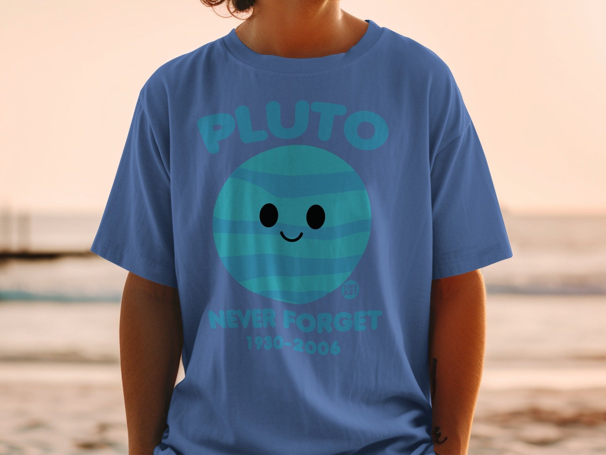 Pluto Never Forget 1930-2006 Graphic T-Shirt