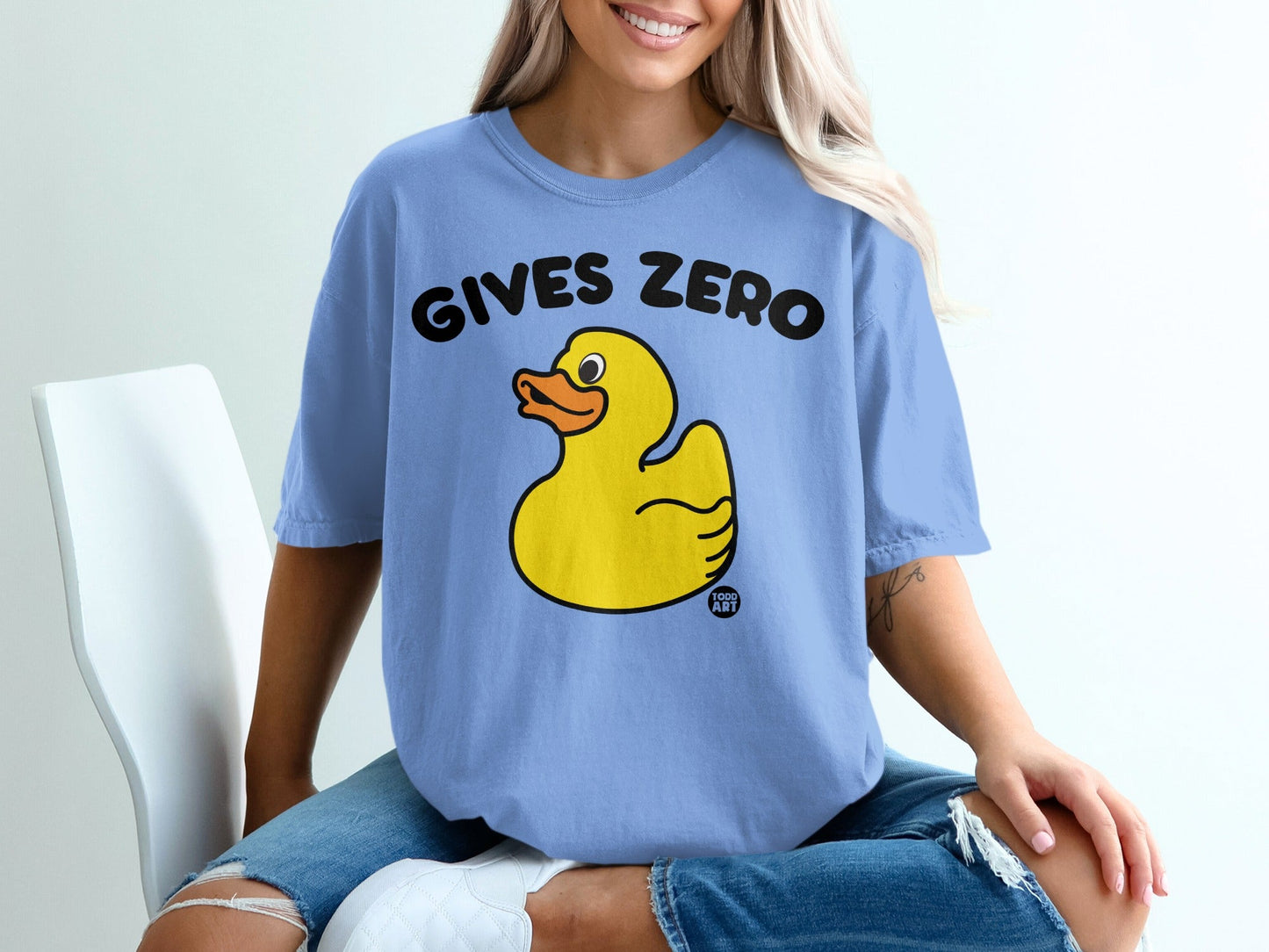 Gives Zero Duck Funny Graphic T-Shirt