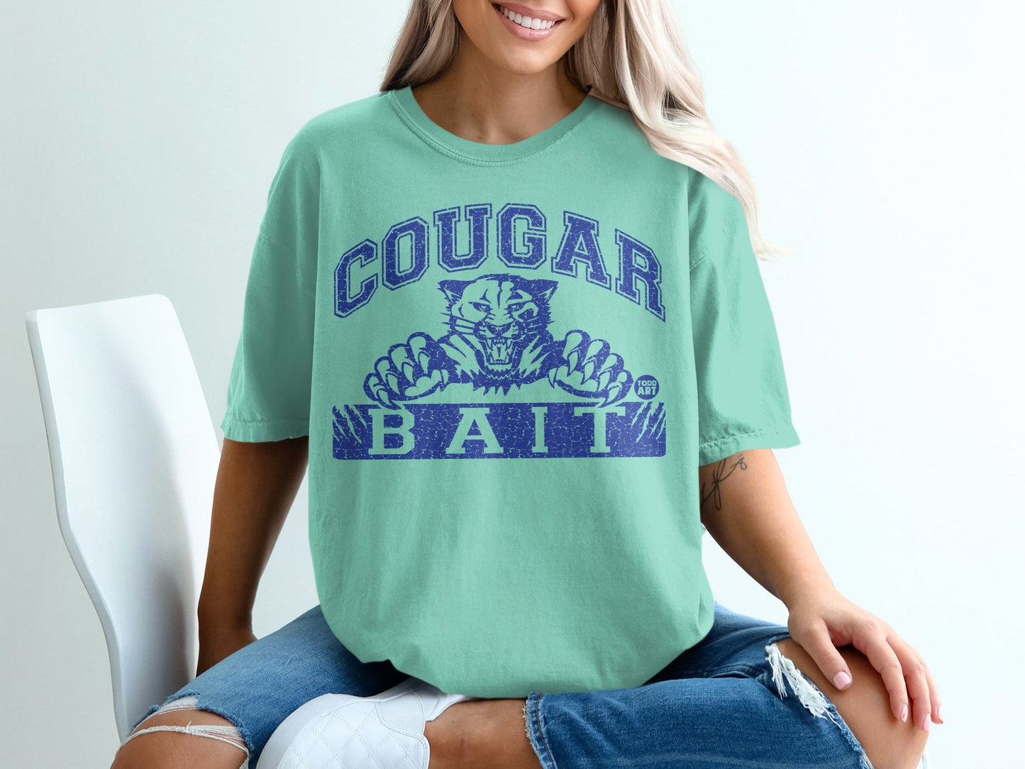 Cougar Bait Graphic Teal Unisex Graphic T-Shirt