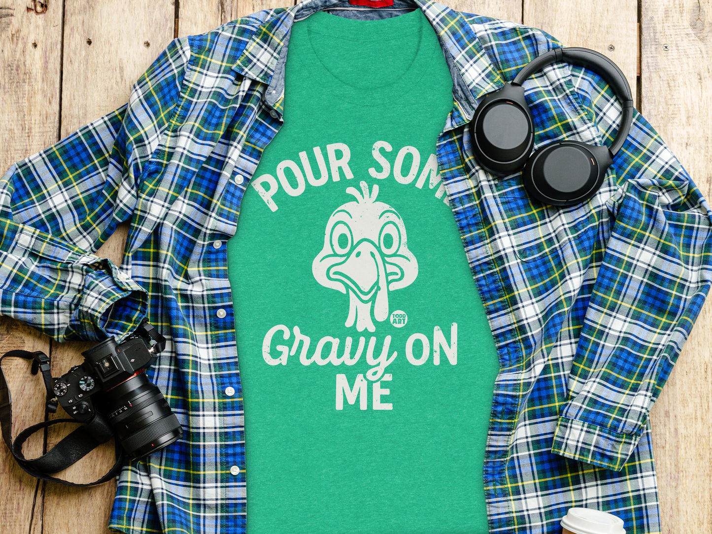 Pour Some Gravy On Me Green Graphic T-shirt product