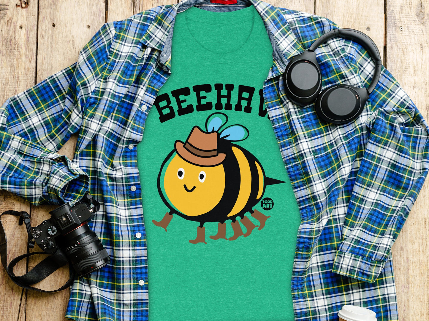 Funny Cartoon Bee Wearing Cowboy Hat Graphic Shirt