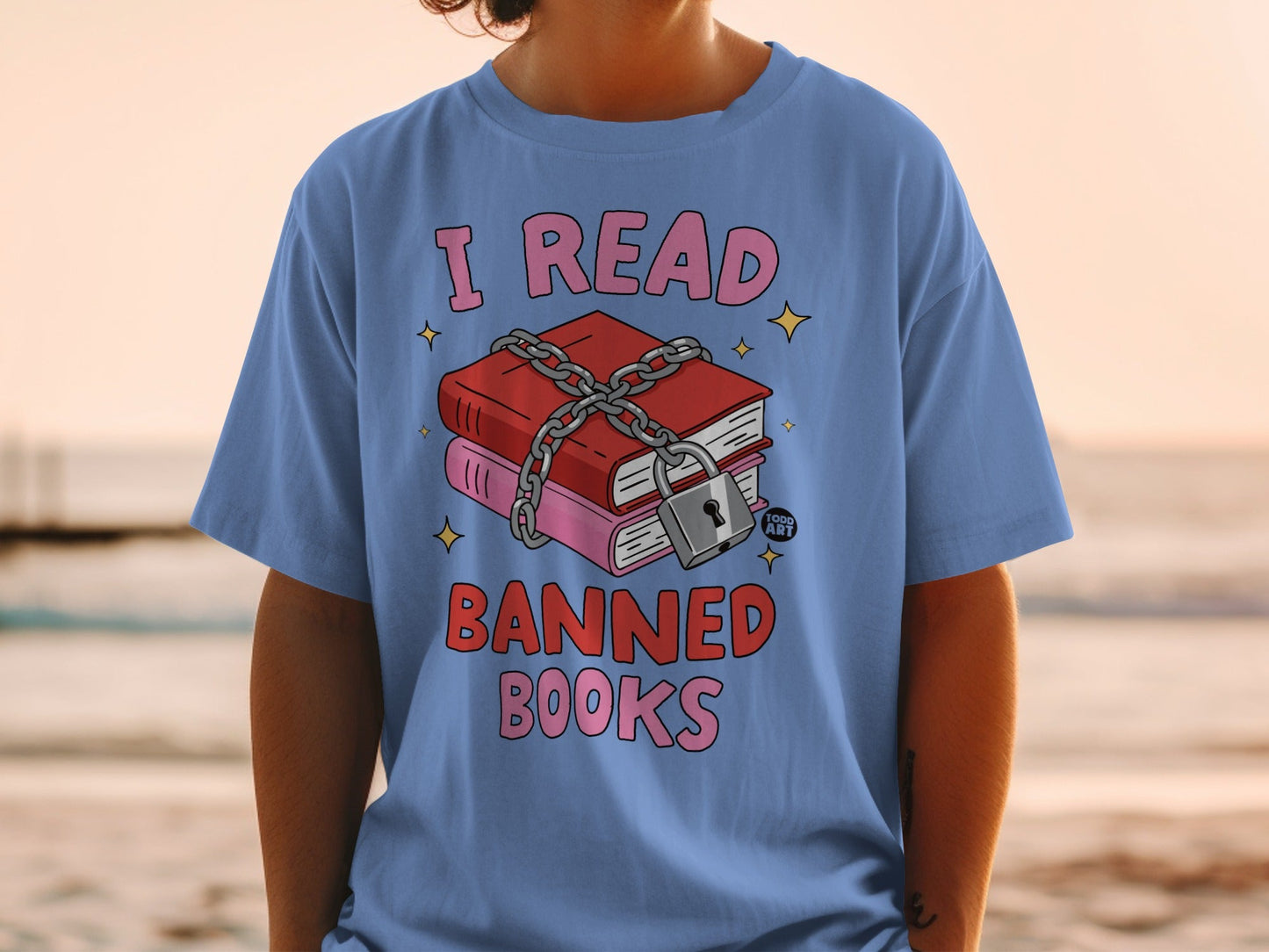 I Read Banned Books Statement Graphic T-Shirt