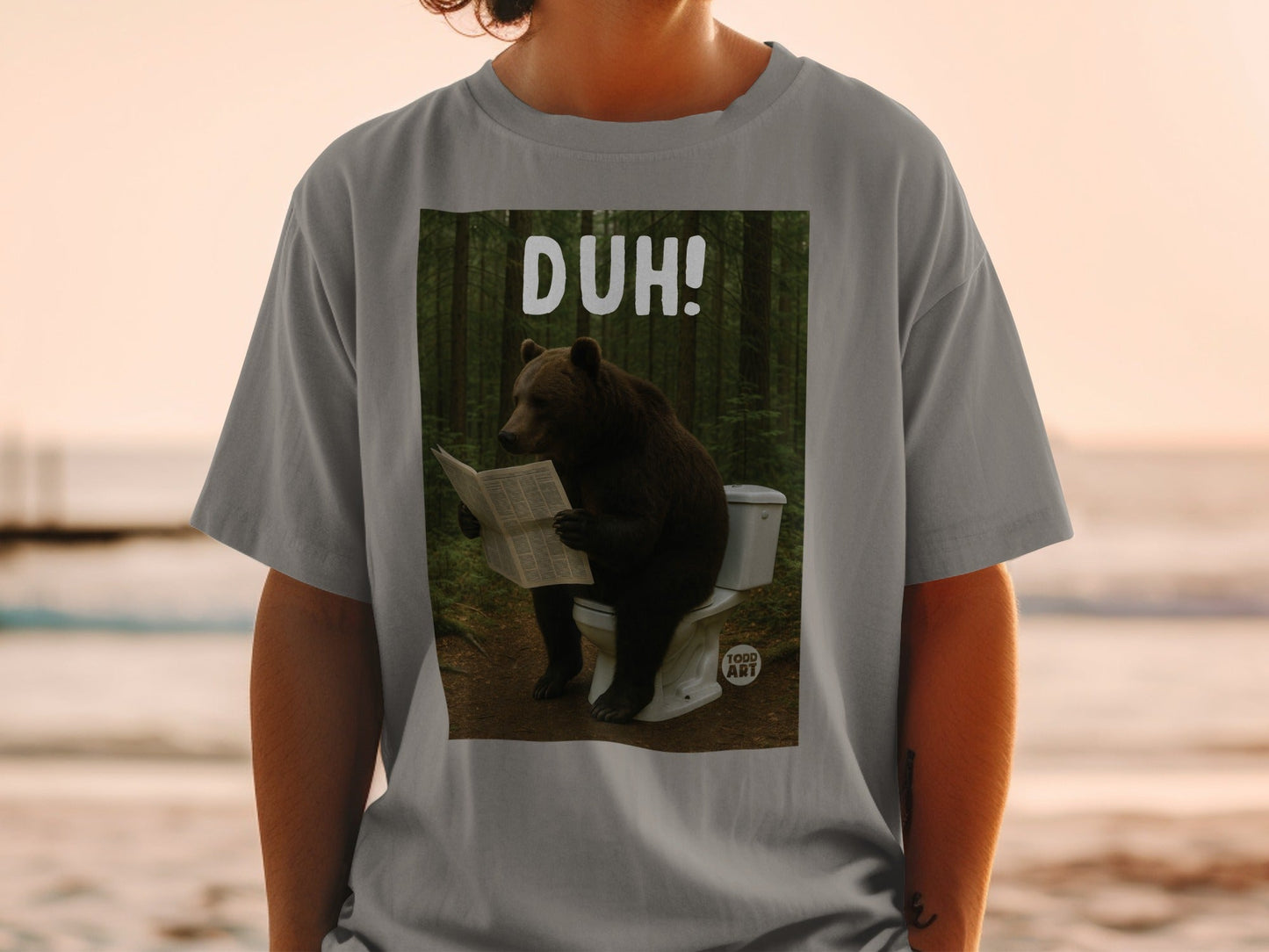Bear Reading Newspaper Duh Funny Graphic T-Shirt