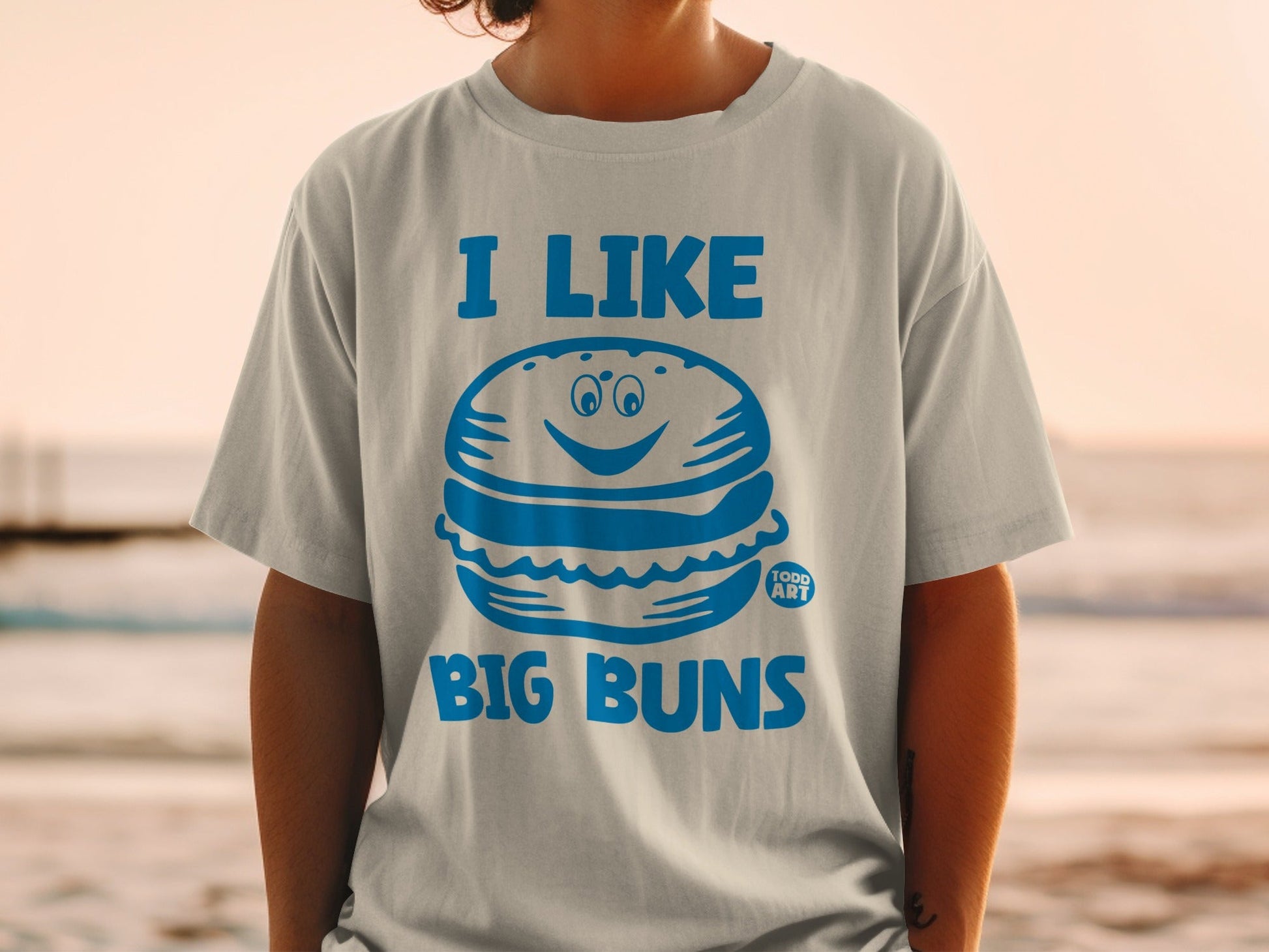I Like Big Buns Funny T-Shirt Comical Graphic Tee