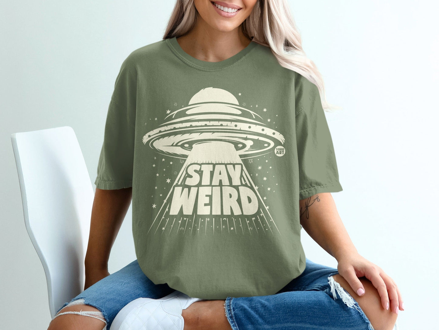 Stay Weird UFO Graphic Women's T-Shirt