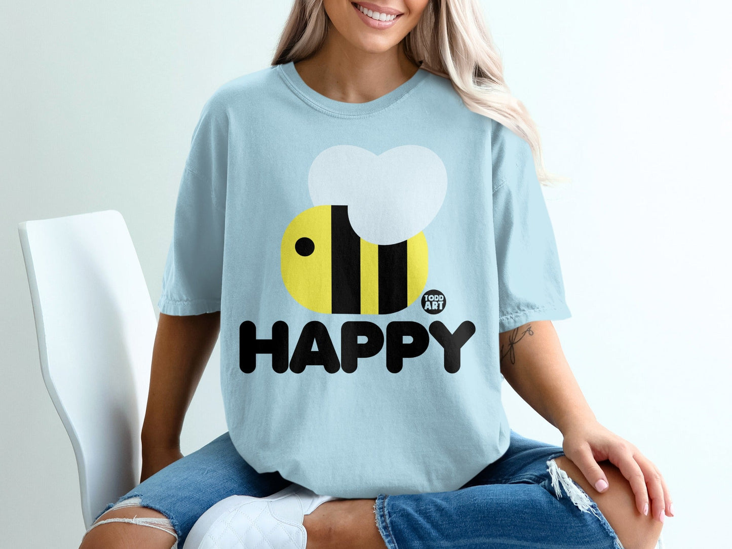 Cute Happy Bee Graphic Todd Art T-shirt