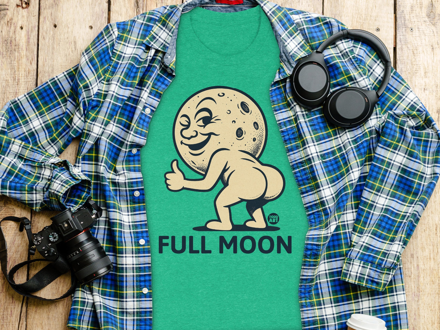 Full Moon Graphic Shirt with Funny Cartoon Design