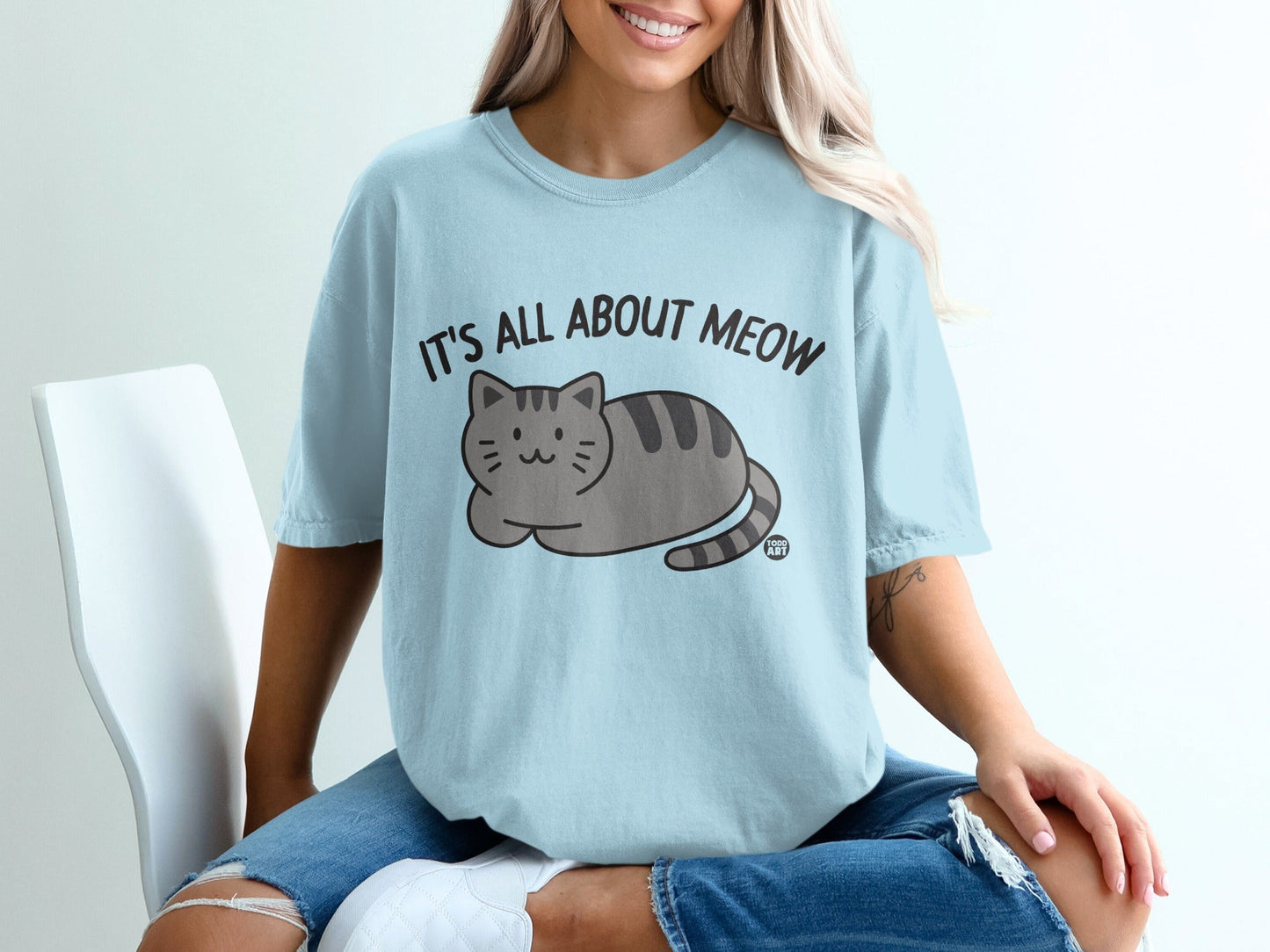 It's All About Meow Cat Graphic Tee Shirt