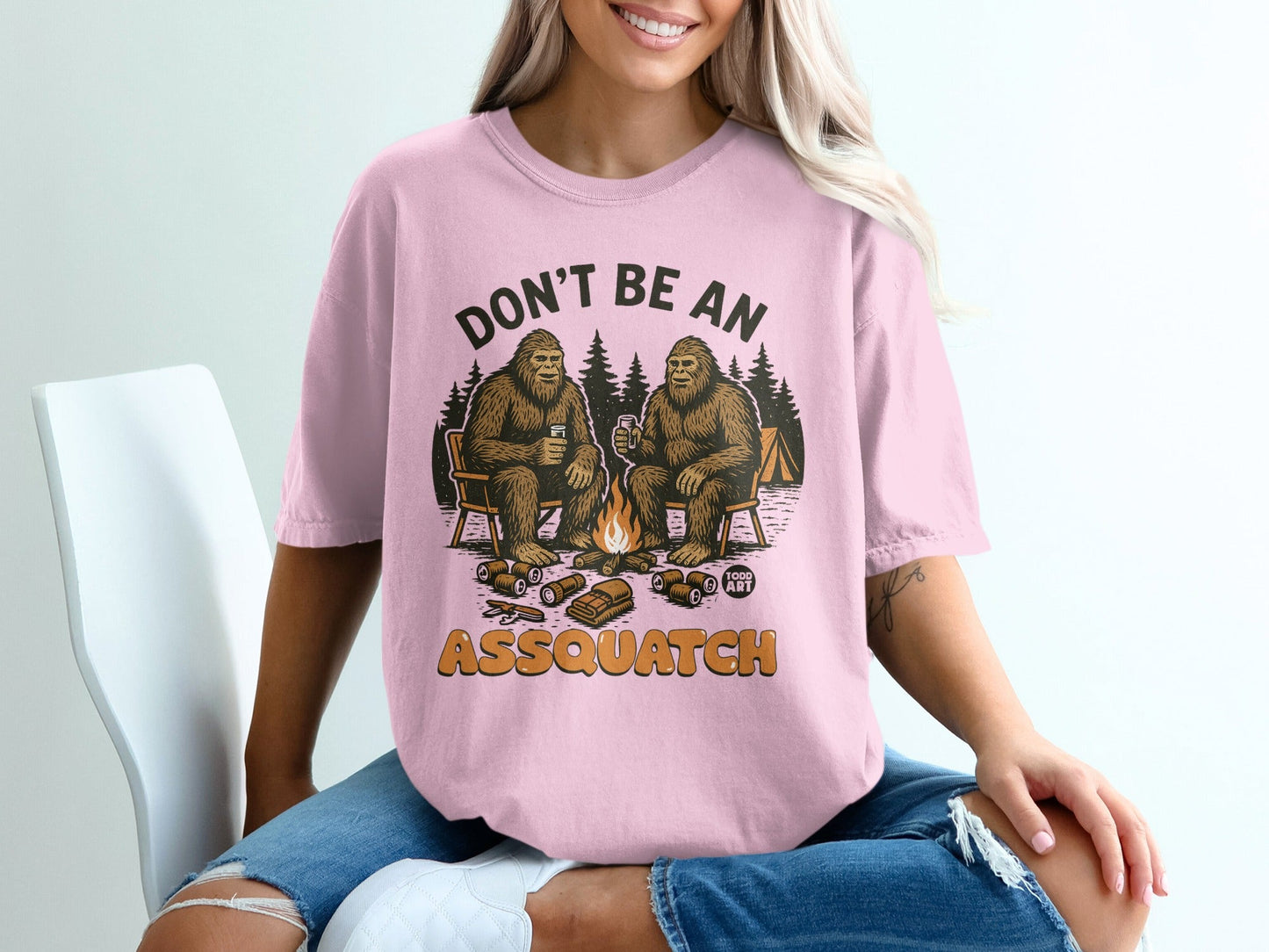 Don't Be An Assquatch Graphic Outdoor Campfire Shirt