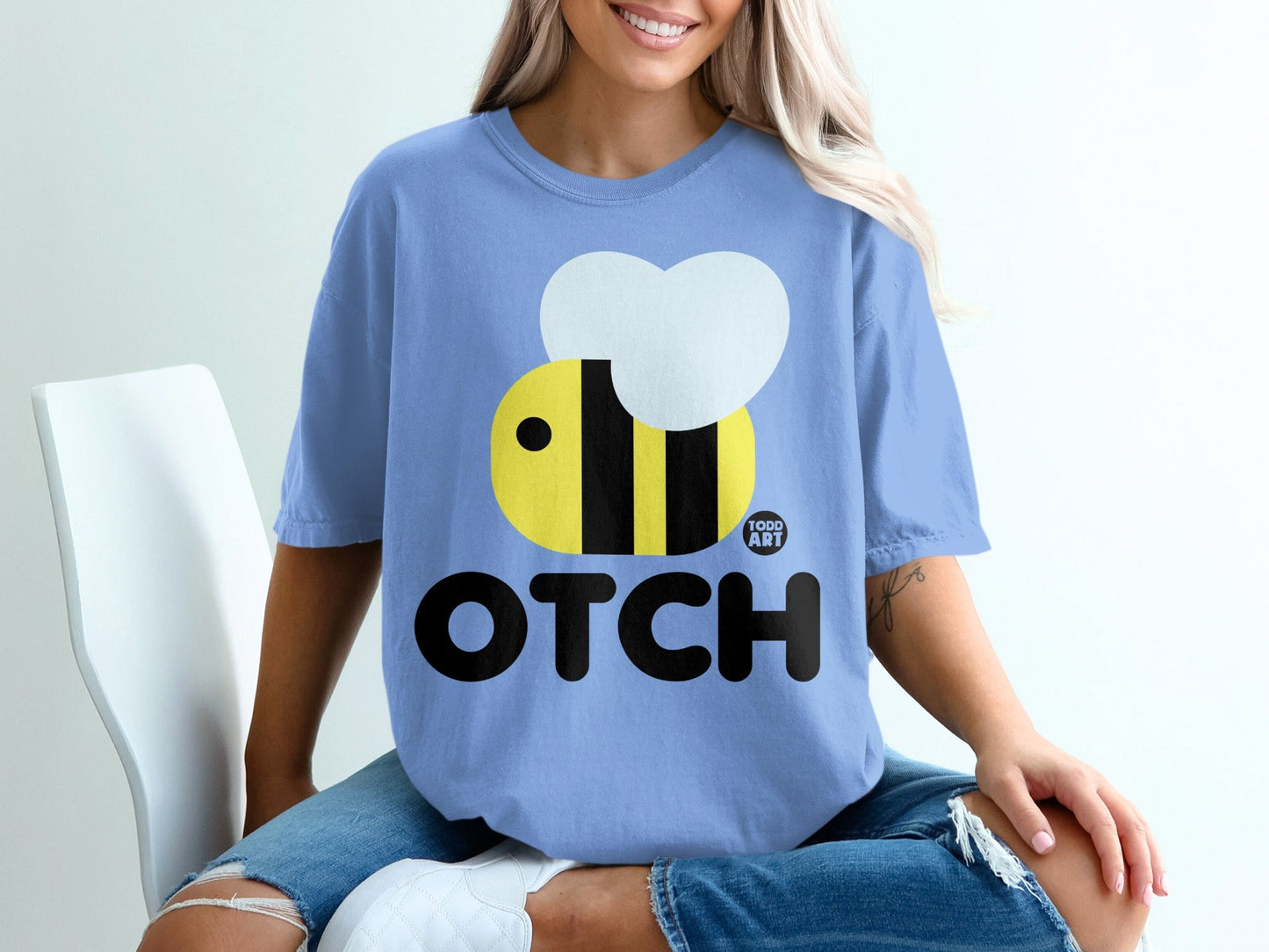 Cute Todd Art Bee Graphic Oitch Women's T-Shirt