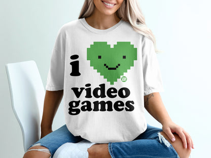 I Love Video Games Green Heart Graphic T-shirt