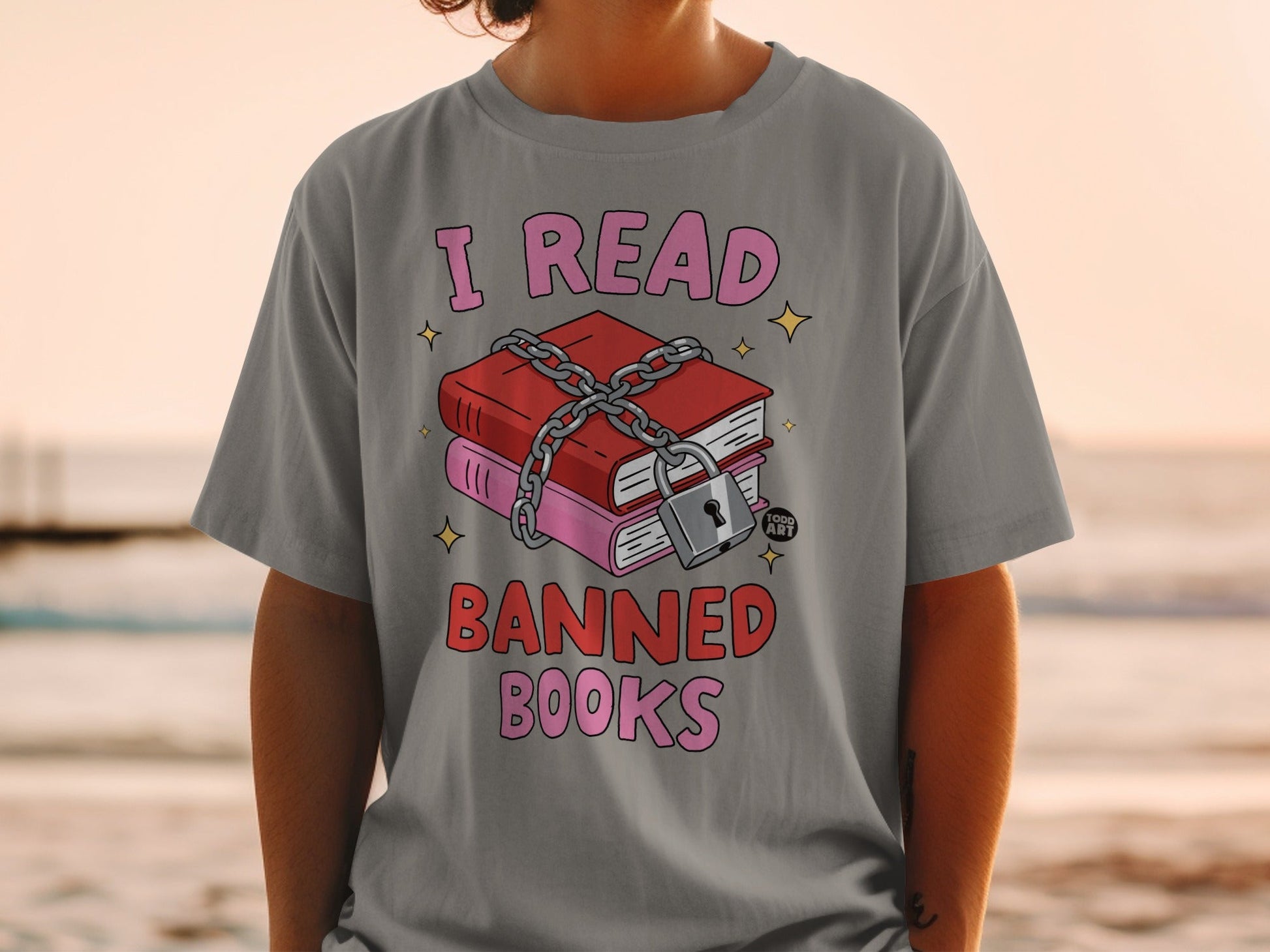 I Read Banned Books Graphic Tee for Literature Lovers