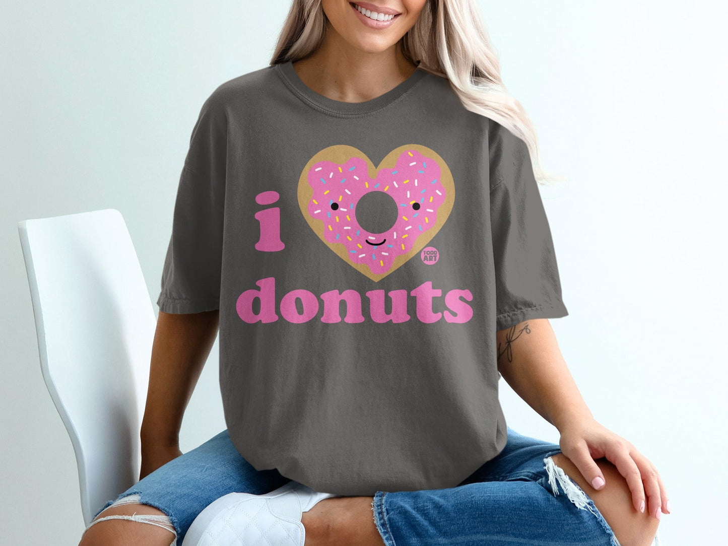 I Donuts Graphic Tee Shirt with Cute Doughnut Design