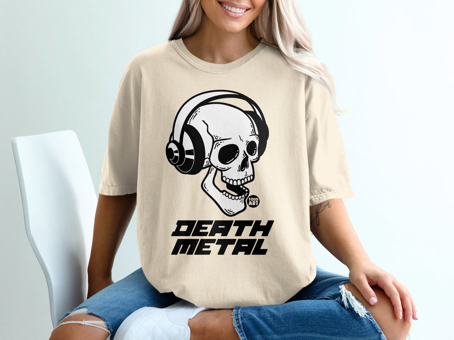 T-shirt with skull wearing headphones and "DEATH METAL" text.
