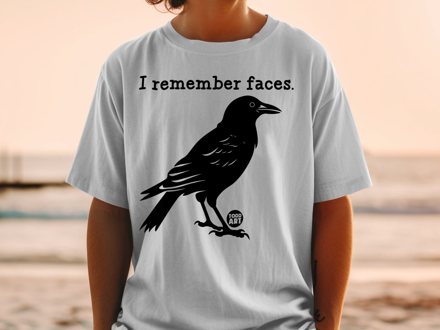 I Remember Faces Crow Graphic T-shirt Classic Casual Wear