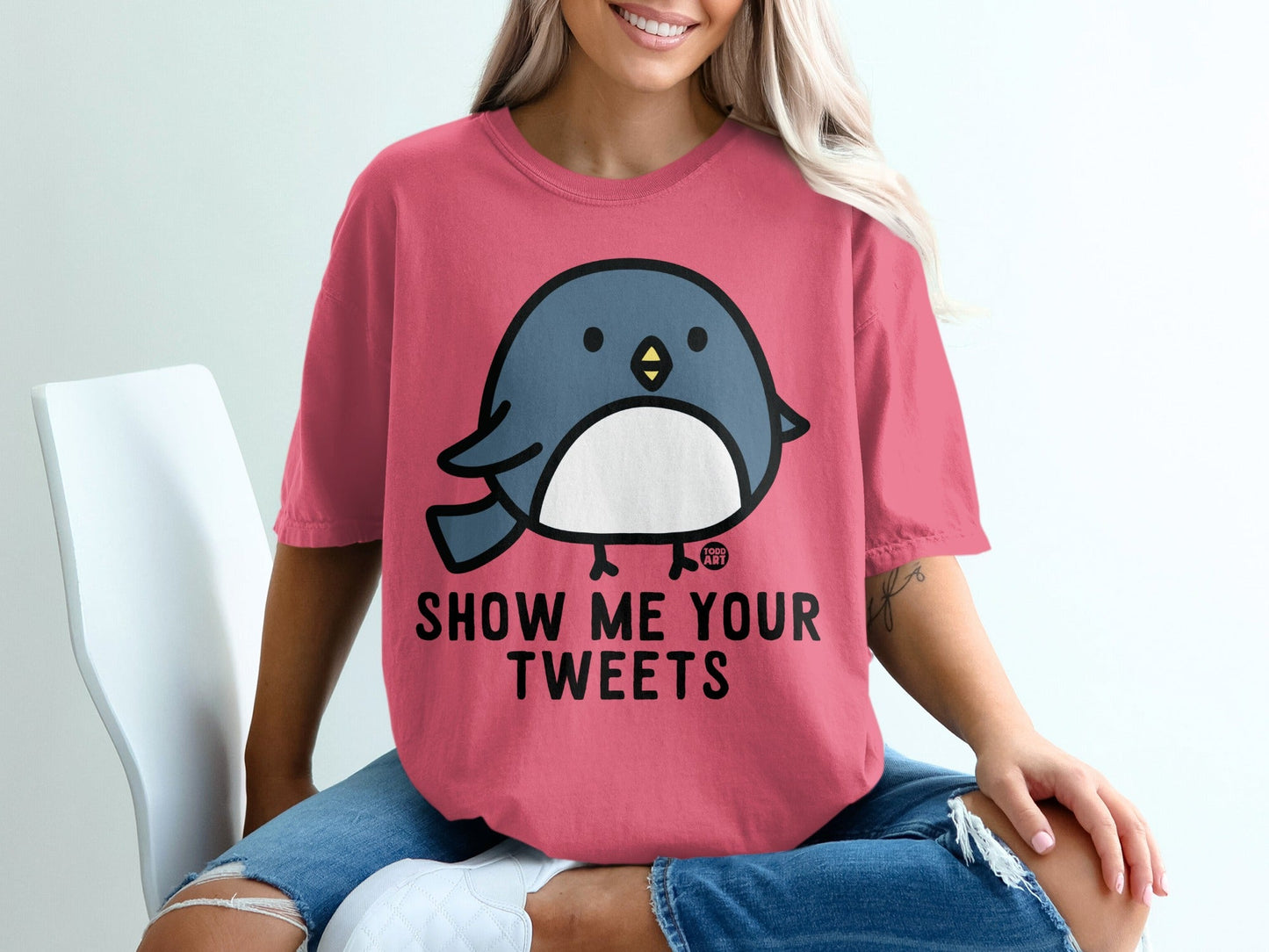 Show Me Your Tweets Funny Bird Graphic T-shirt