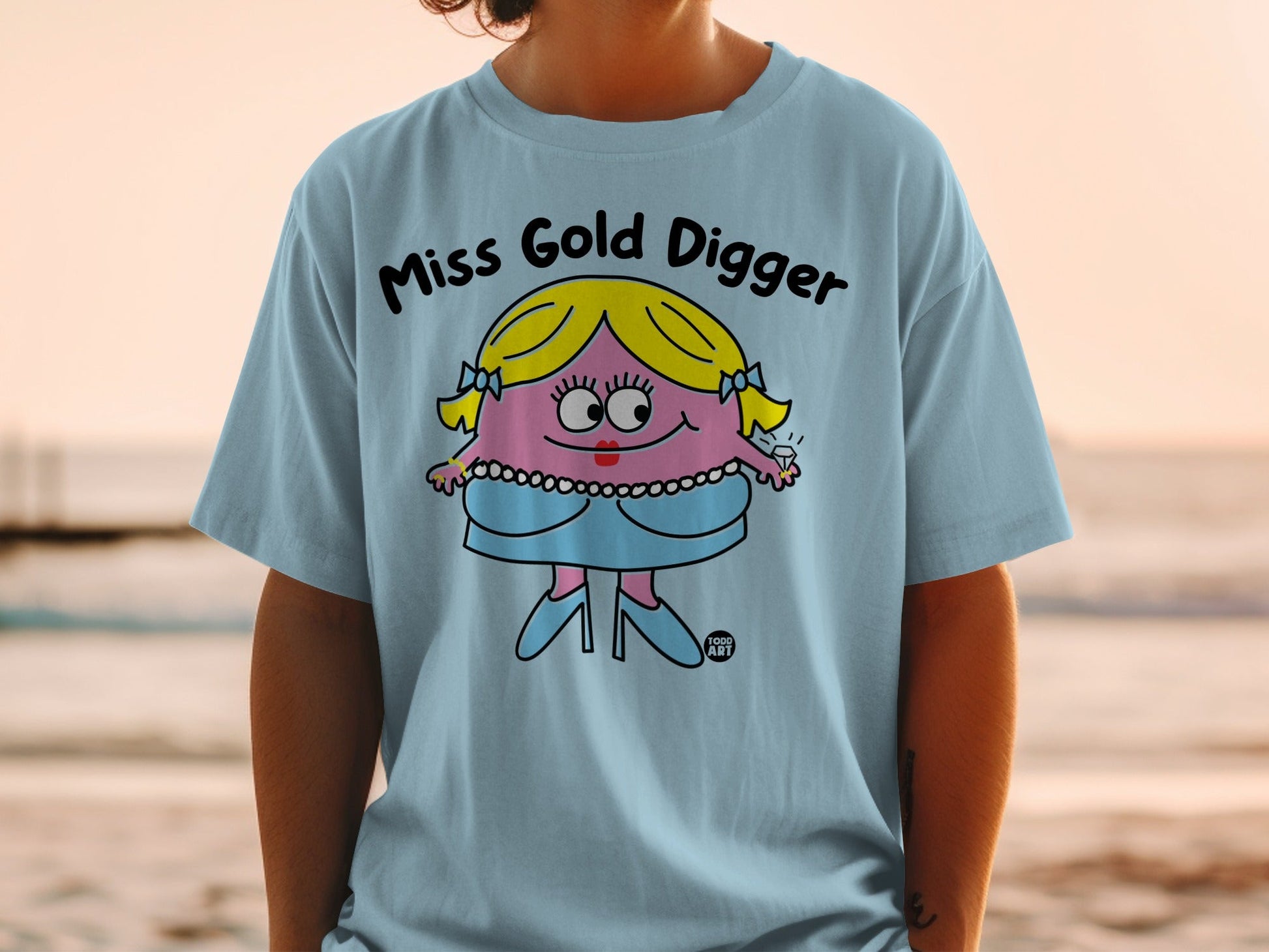 Miss Gold Digger Graphic Short-Sleeve T-Shirt